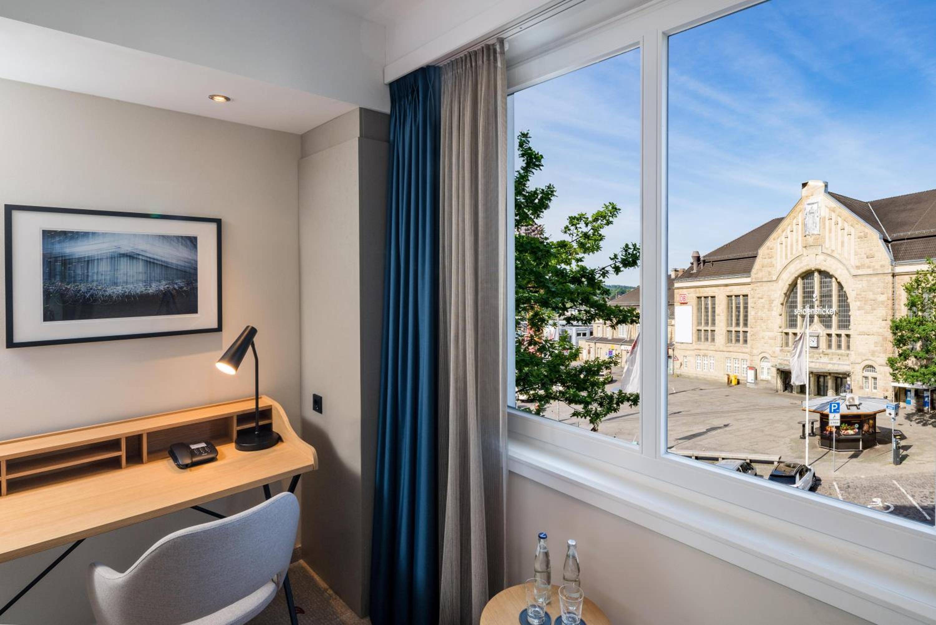 Standard Double Room - Photo 3