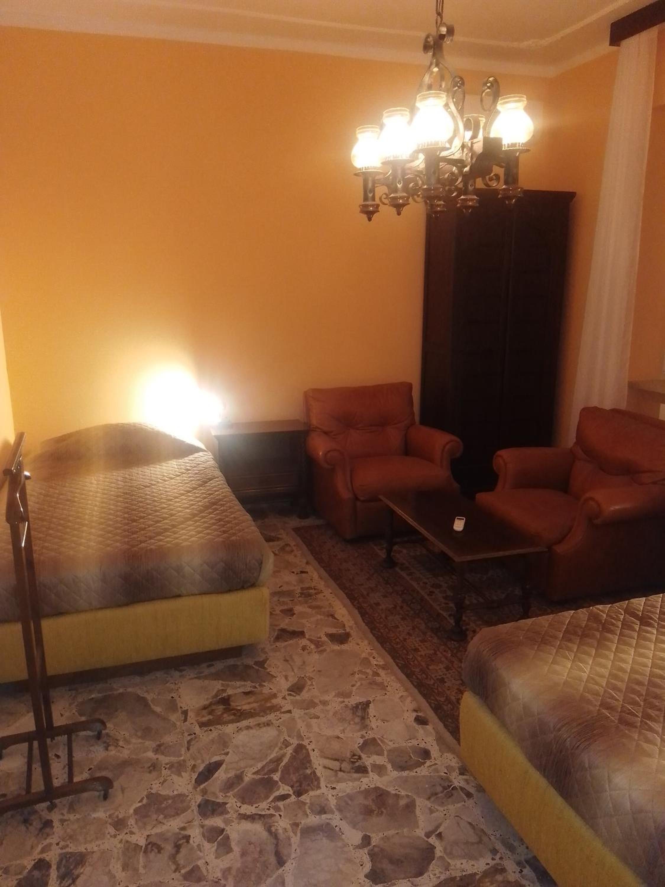 Classic Apartment photo 3