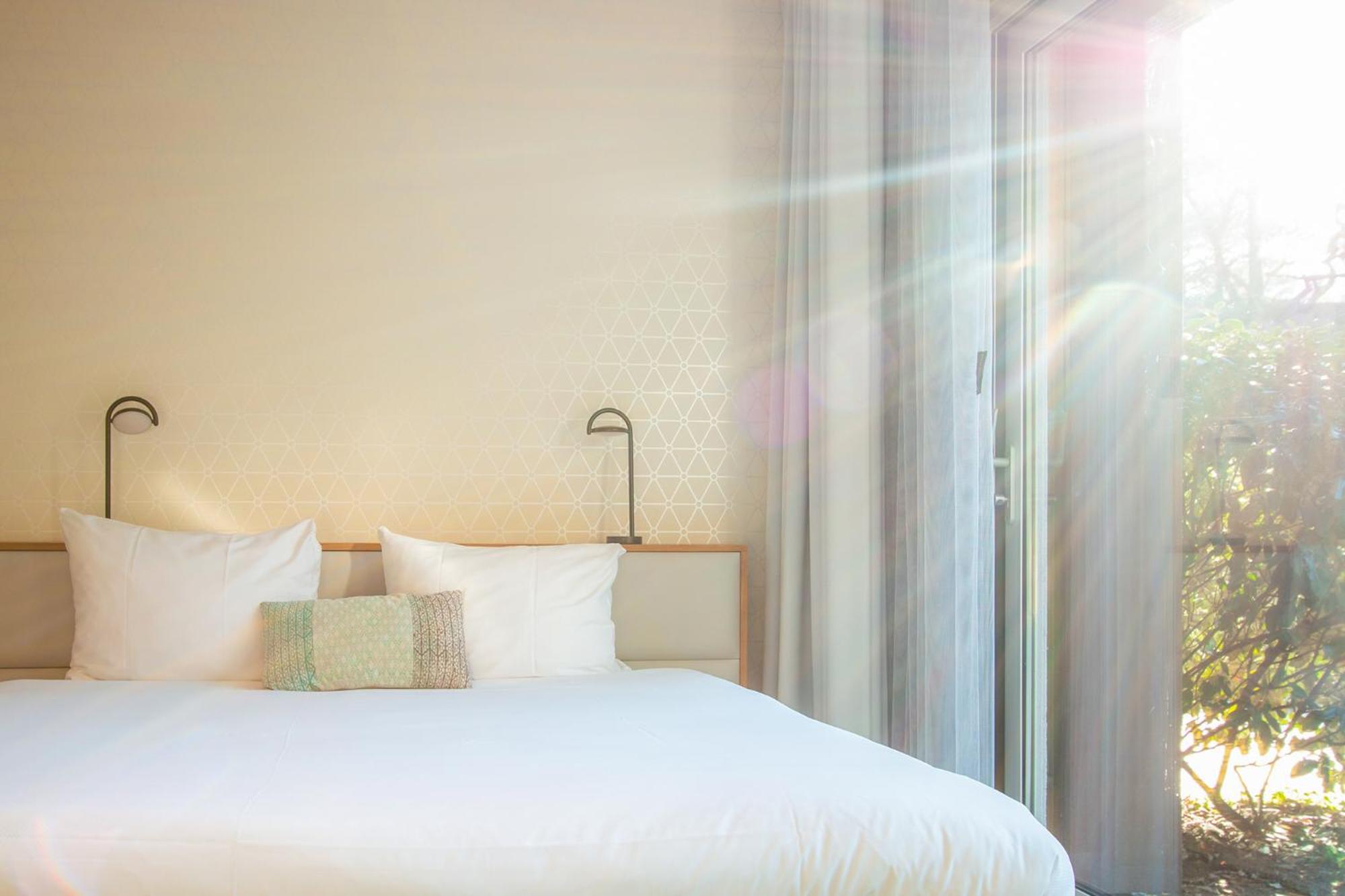 Double Room with Spa Bath - Photo 4