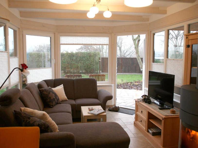 One-Bedroom House photo 1