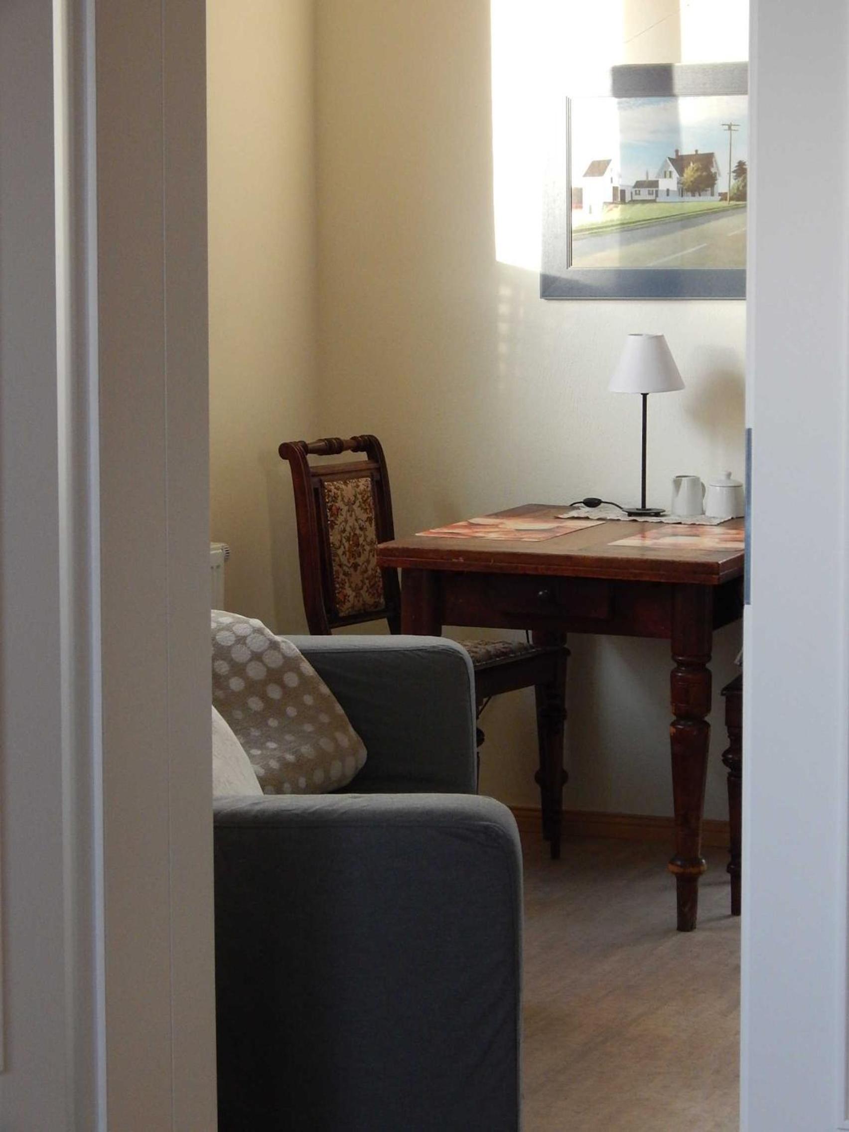 One-Bedroom Apartment with Terrace photo 1