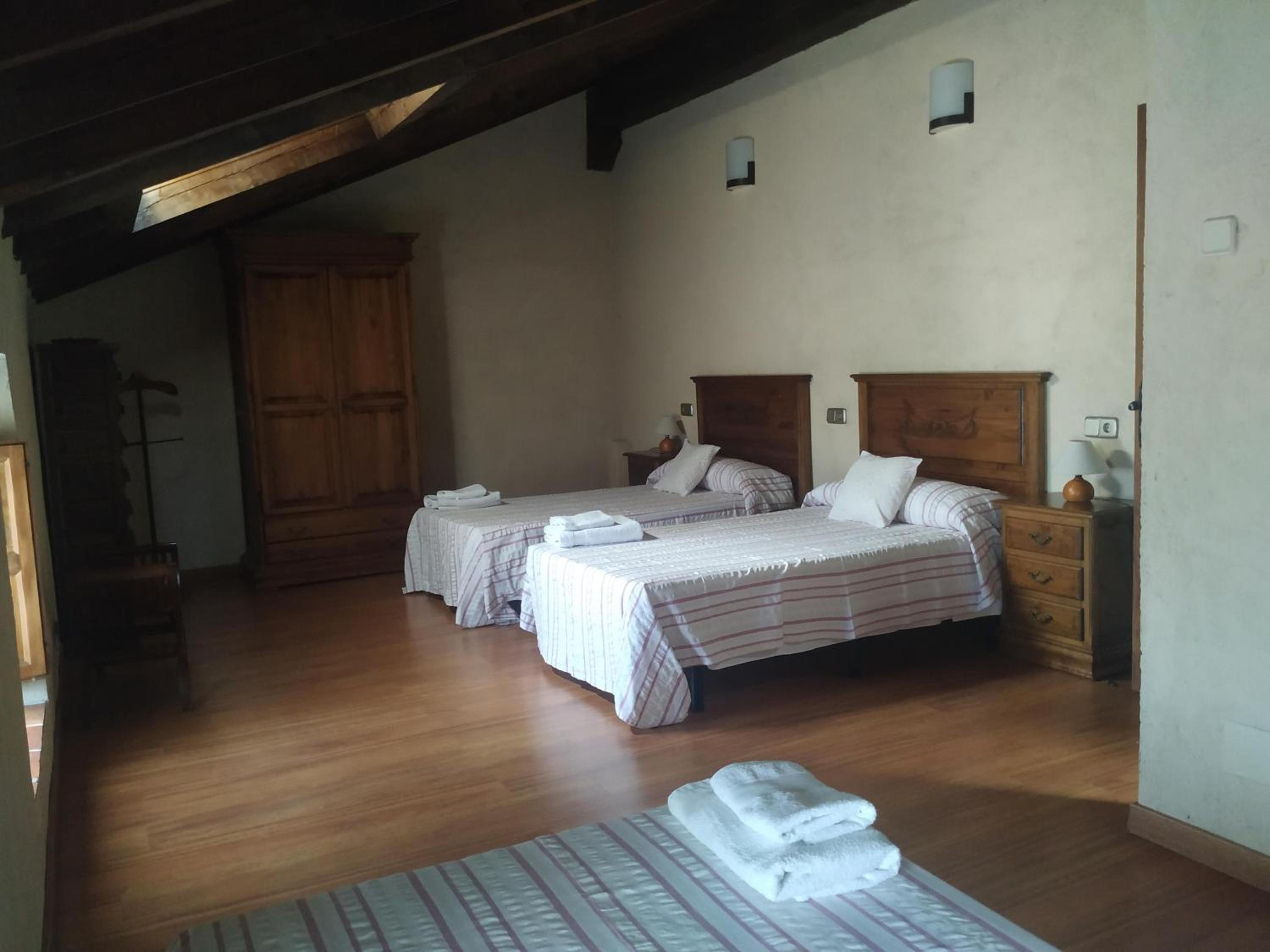 Three-Bedroom House photo 2