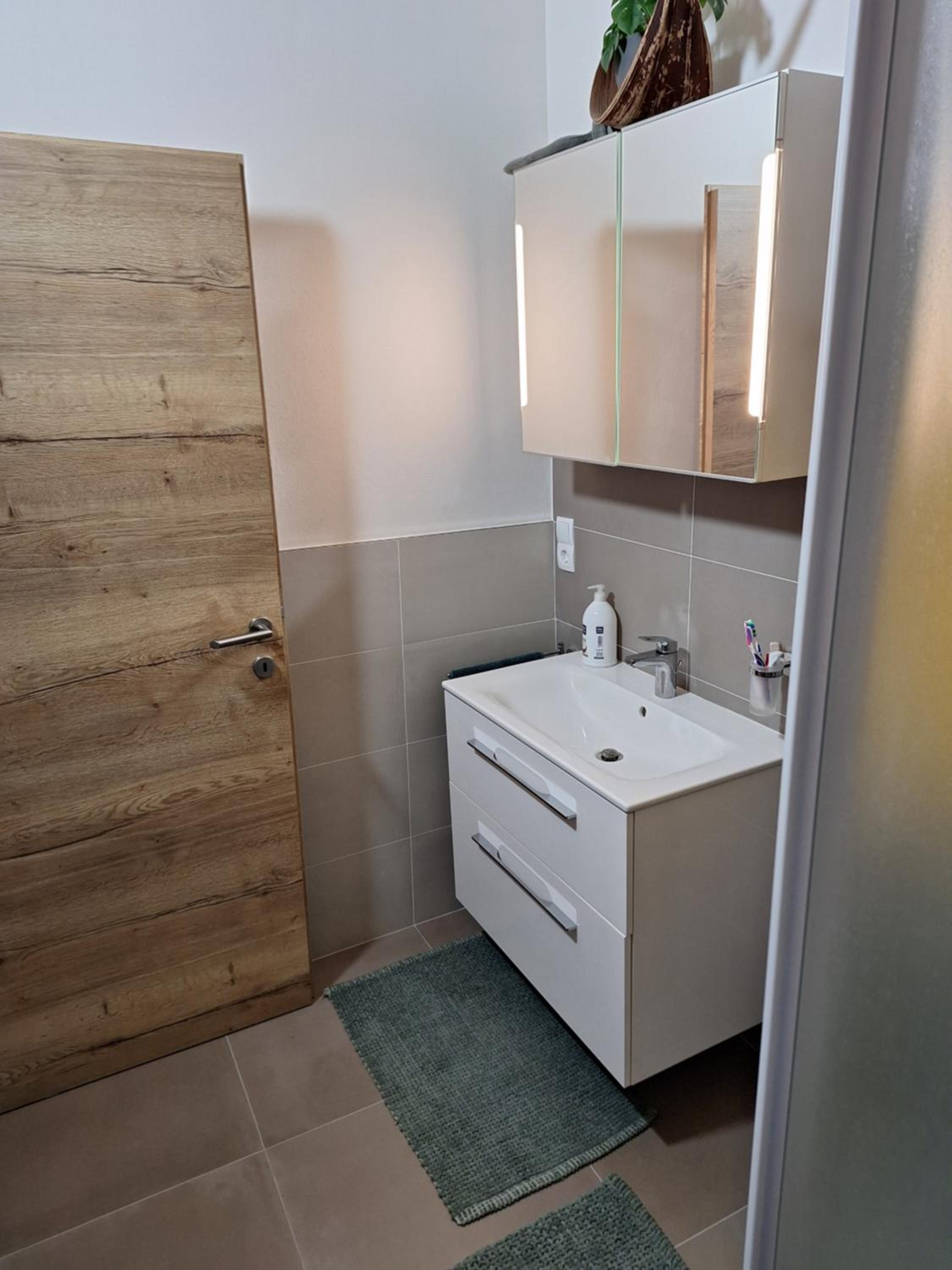 One-Bedroom House photo 2
