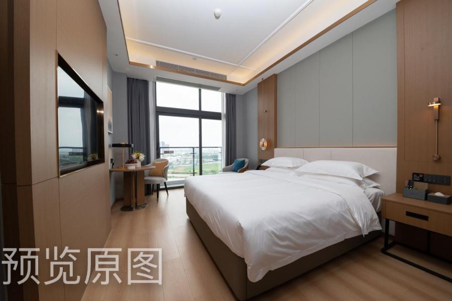 Deluxe Queen Room photo 1