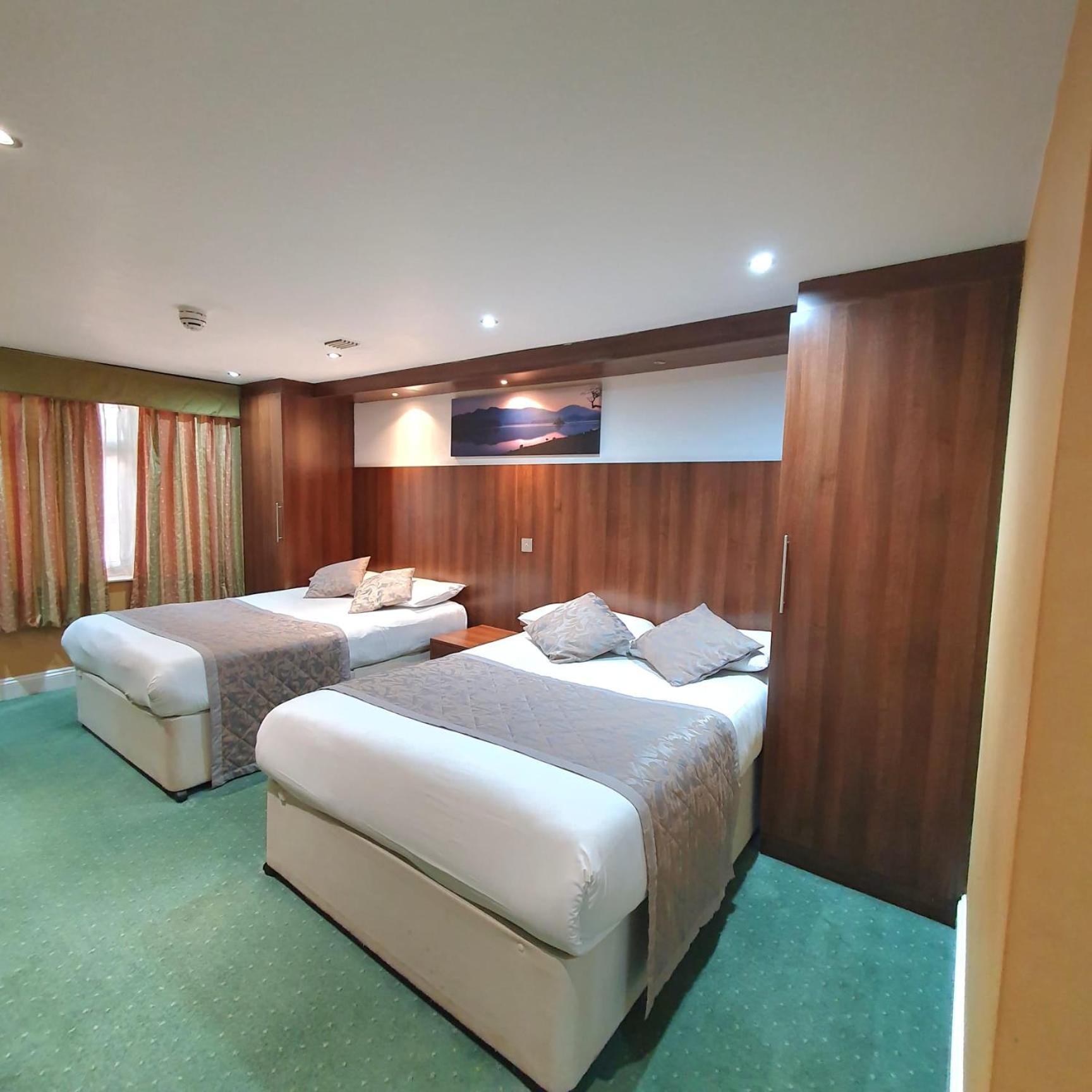 Executive Triple Room photo 2