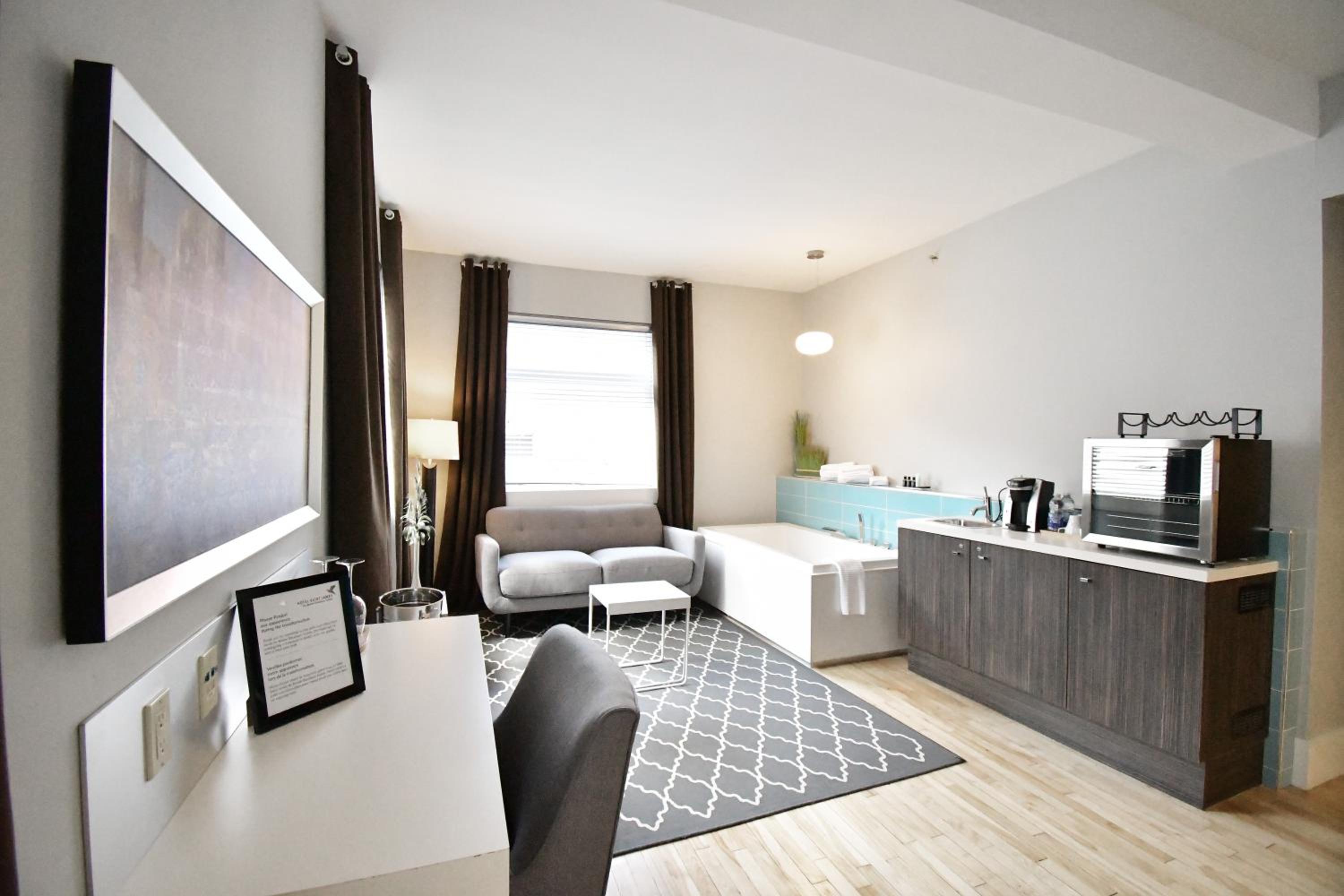 Executive Suite photo 2