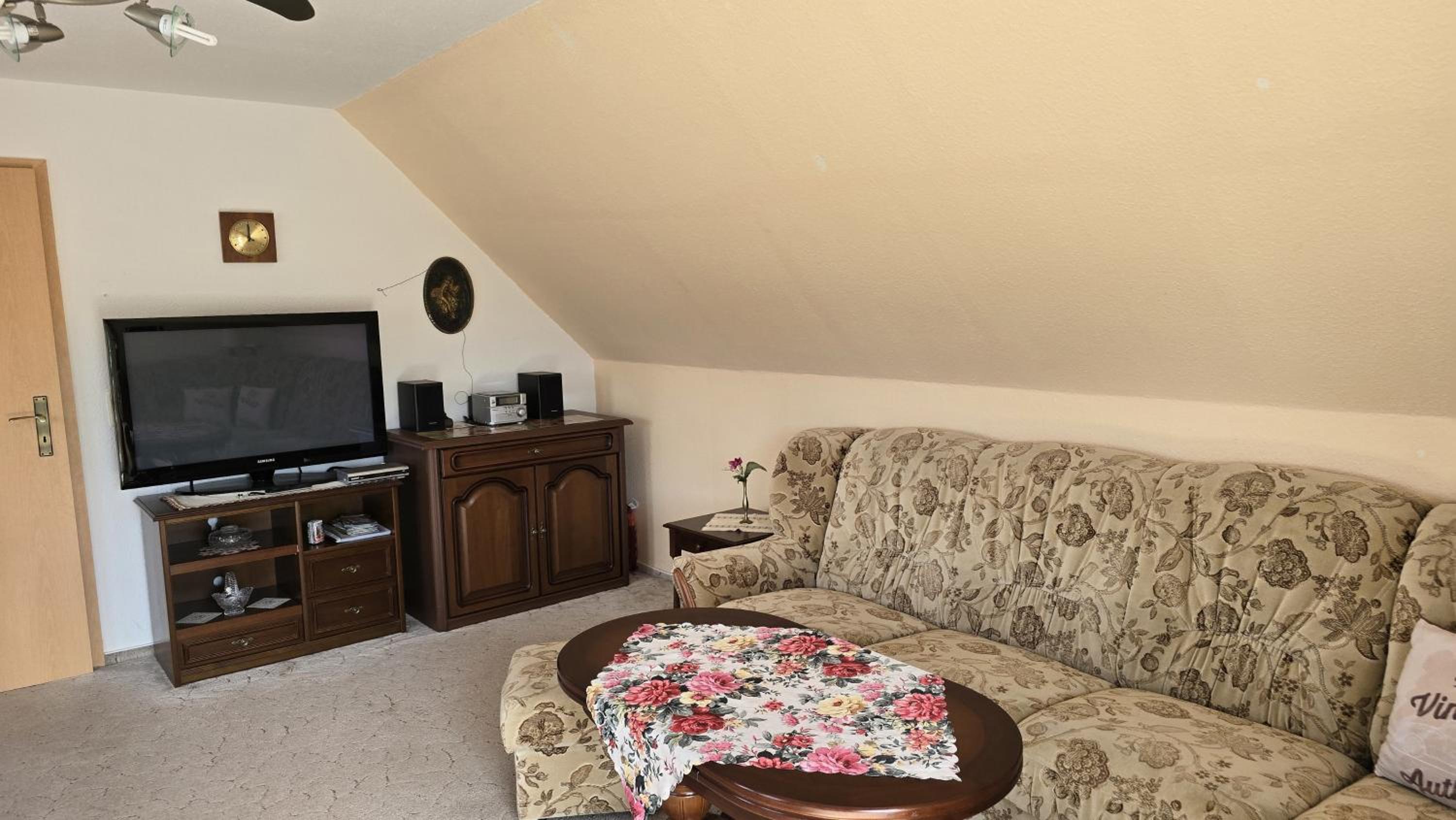Apartment photo 3