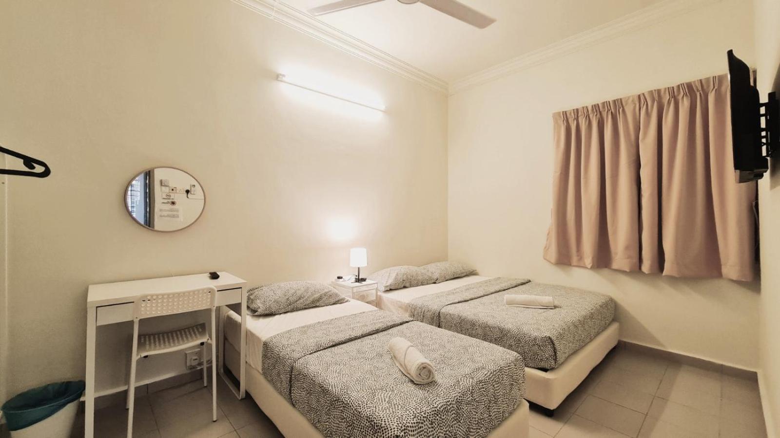 Triple Room With Shared Bathroom photo 3