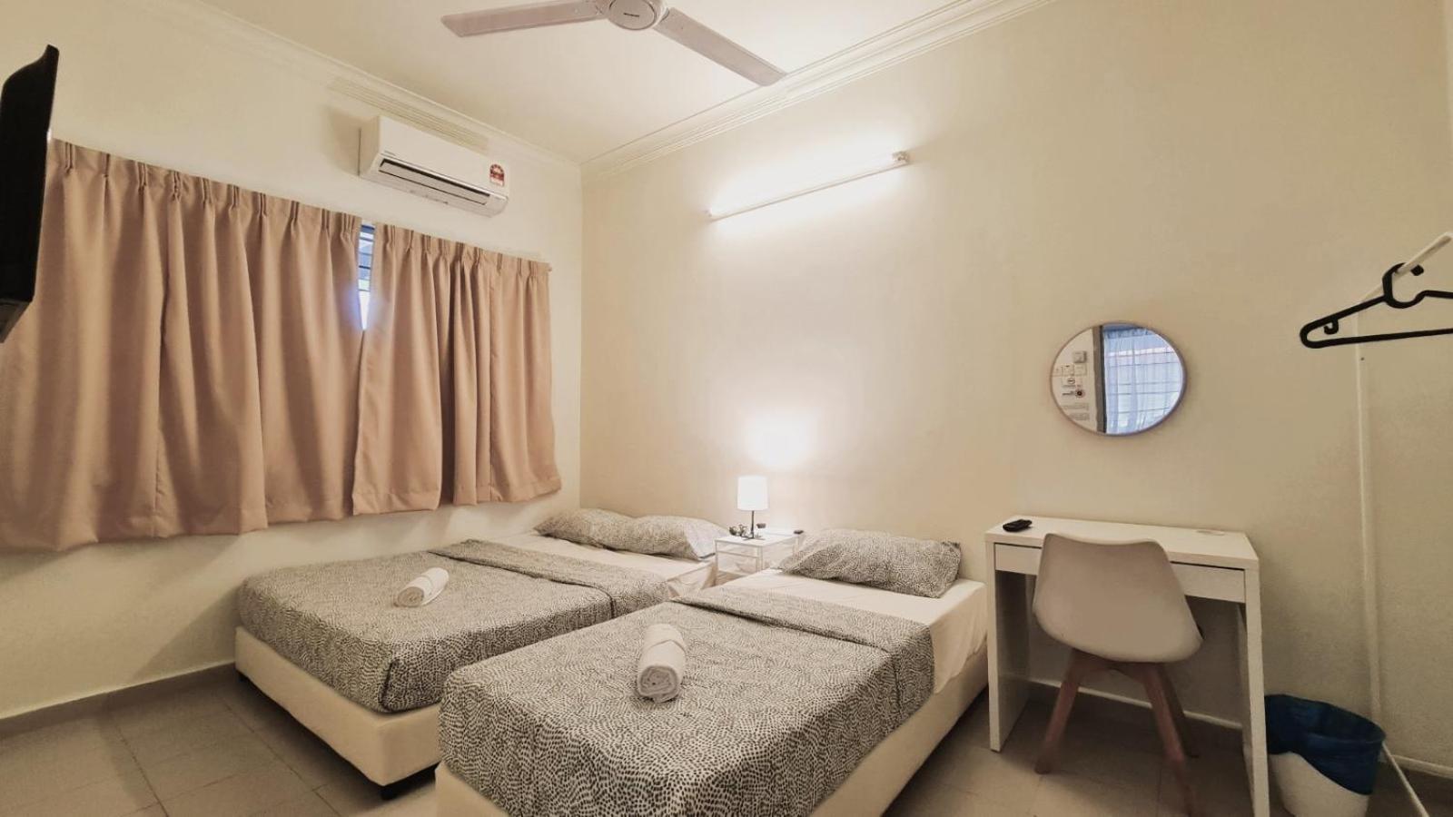 Triple Room With Shared Bathroom photo 1