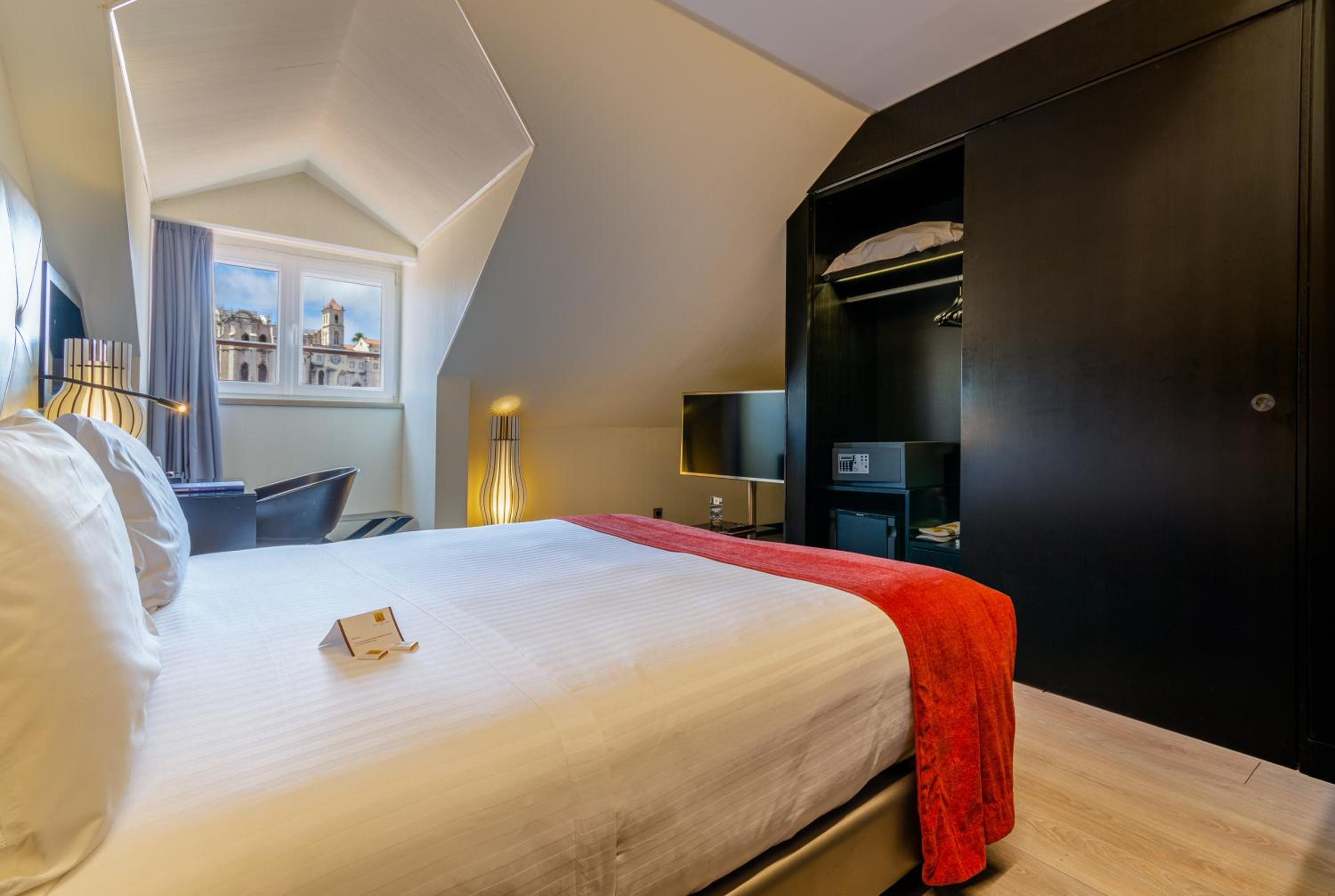 Confort Single Room with Street View