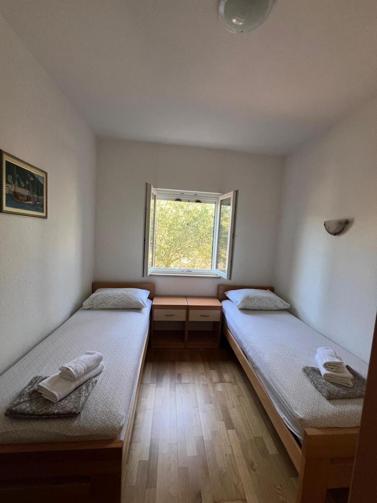 Two-Bedroom House photo 3