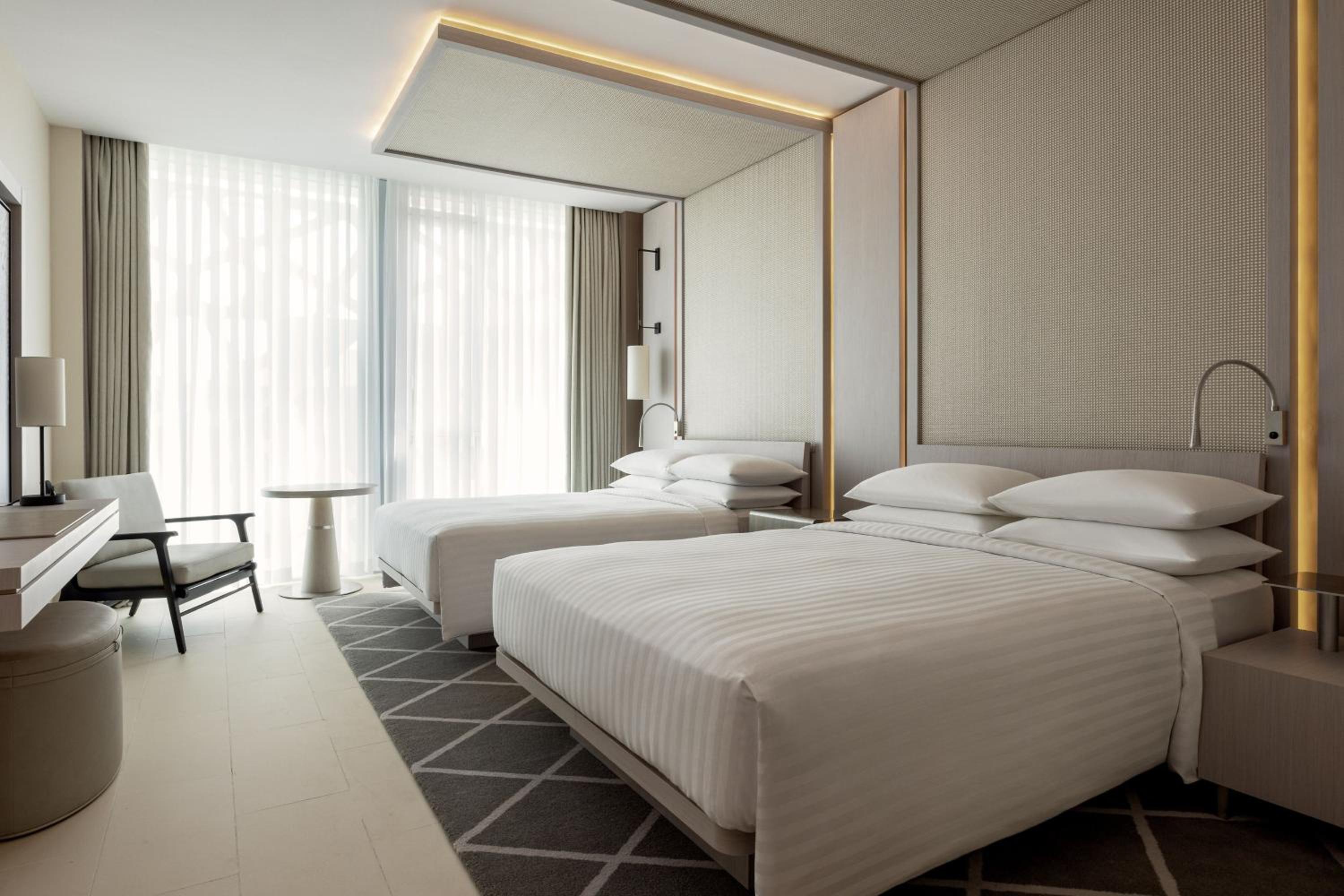 Standard Twin Room - Photo 2