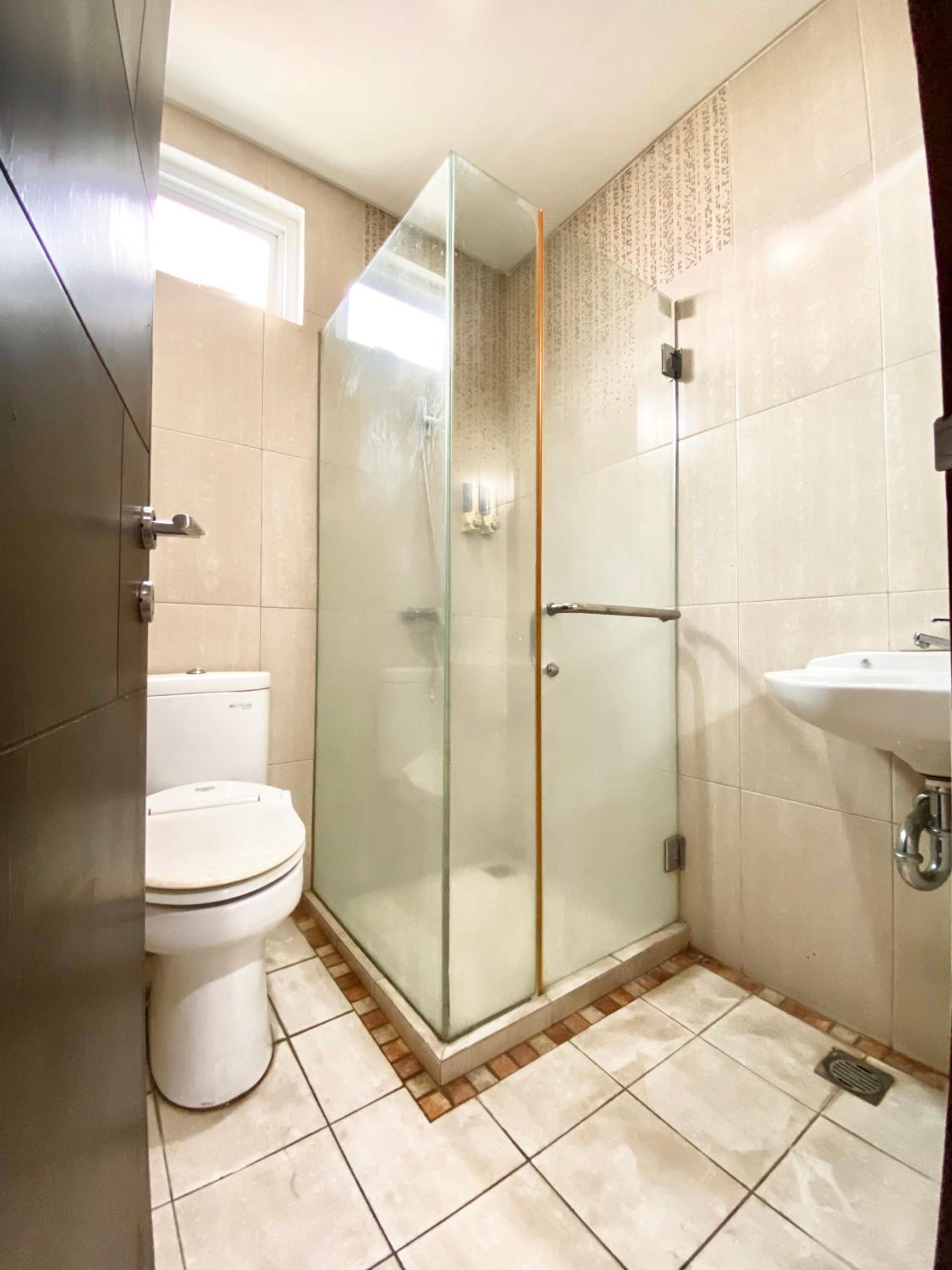 Deluxe Queen Room - Photo 2