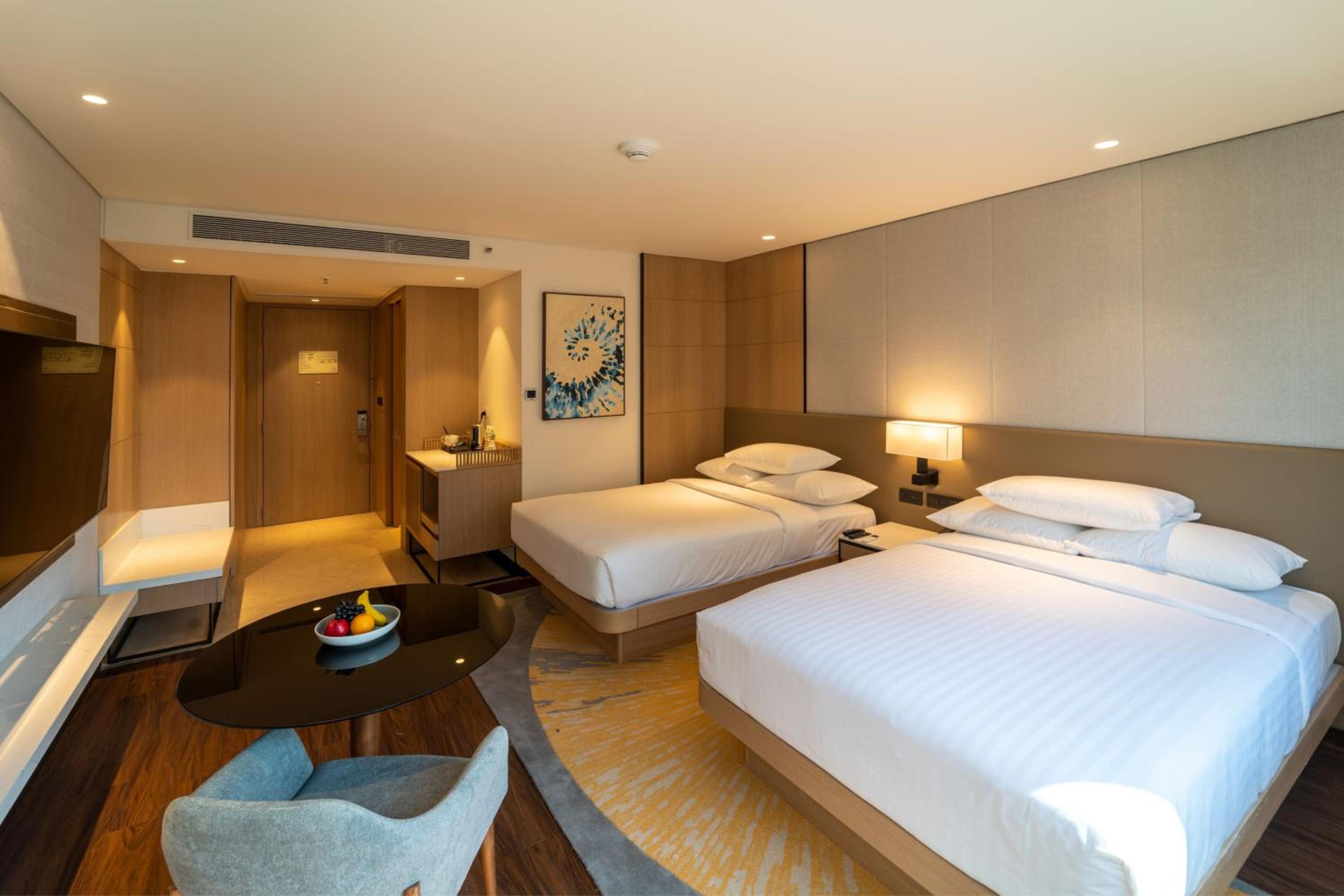 Deluxe Twin Room with City View - 20% Discount on F&B and Laundry Service - Photo 7
