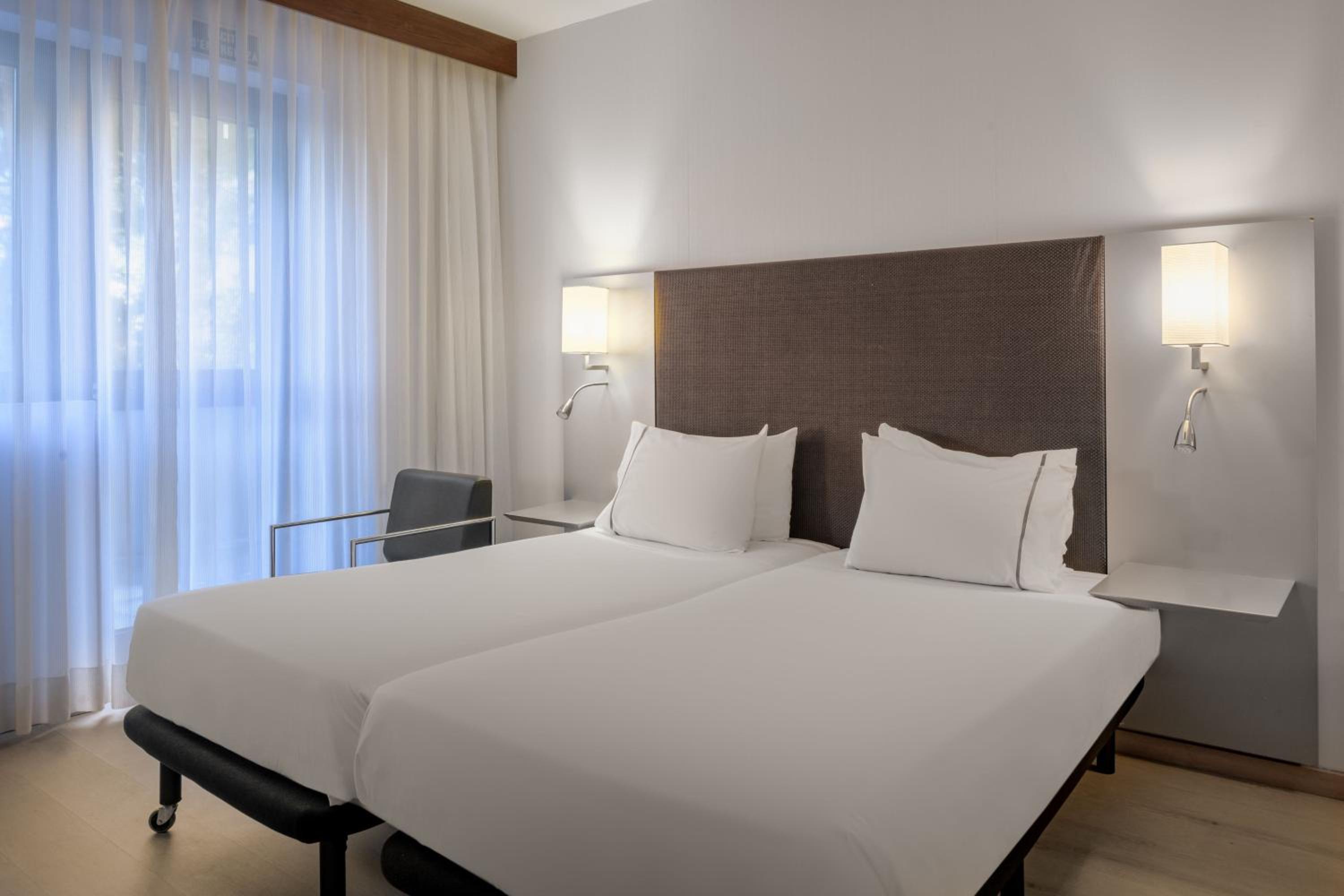 Standard Twin Room, Guest room - Photo 3