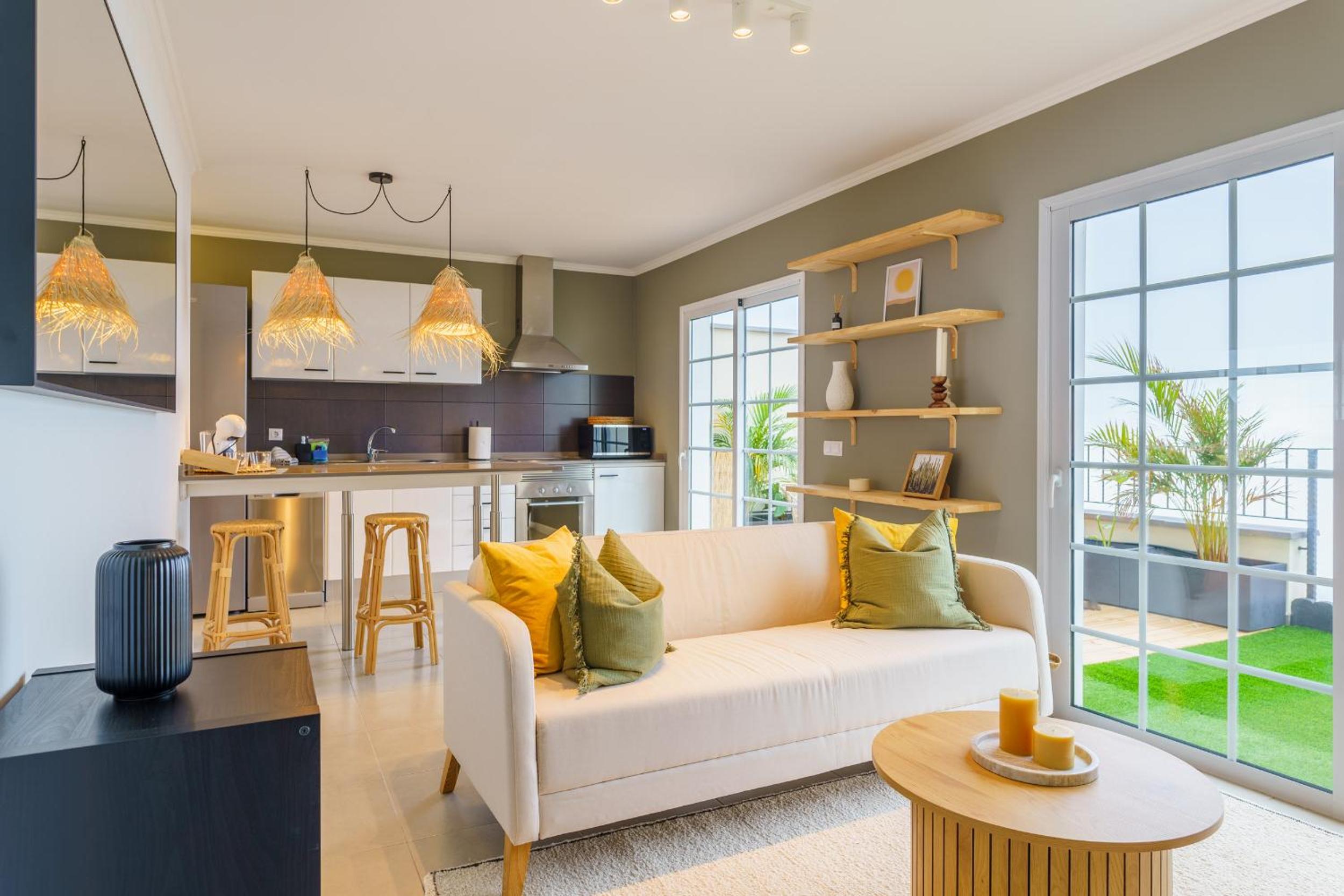 Apartamento con Vista y Balcón