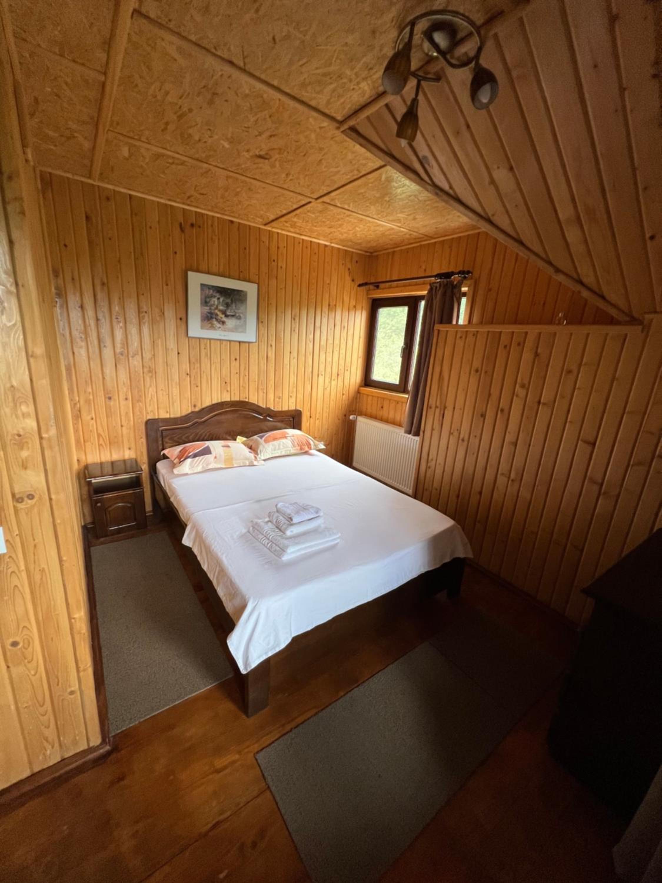 Double Room with Private Bathroom photo 1