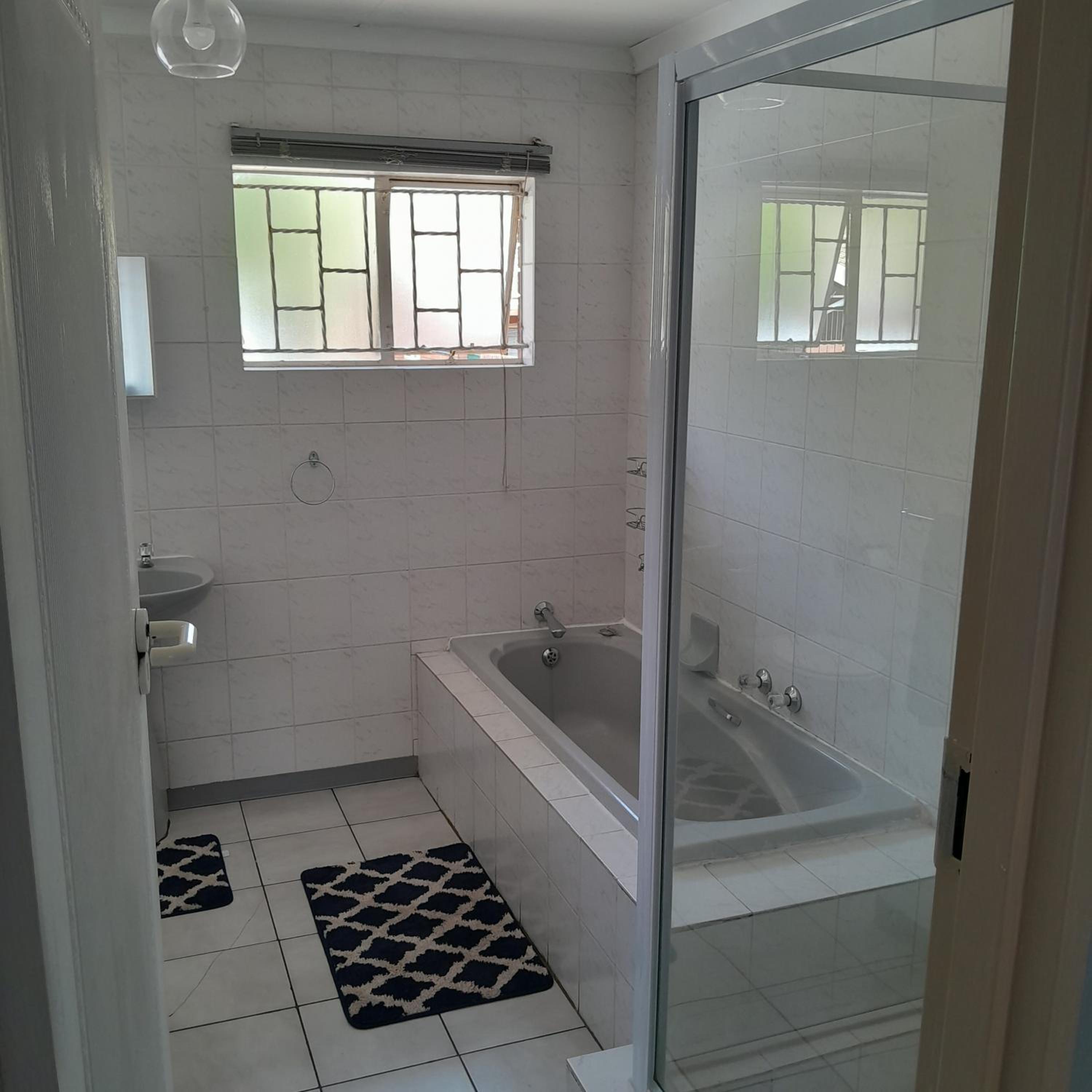 Apartment - Photo 6