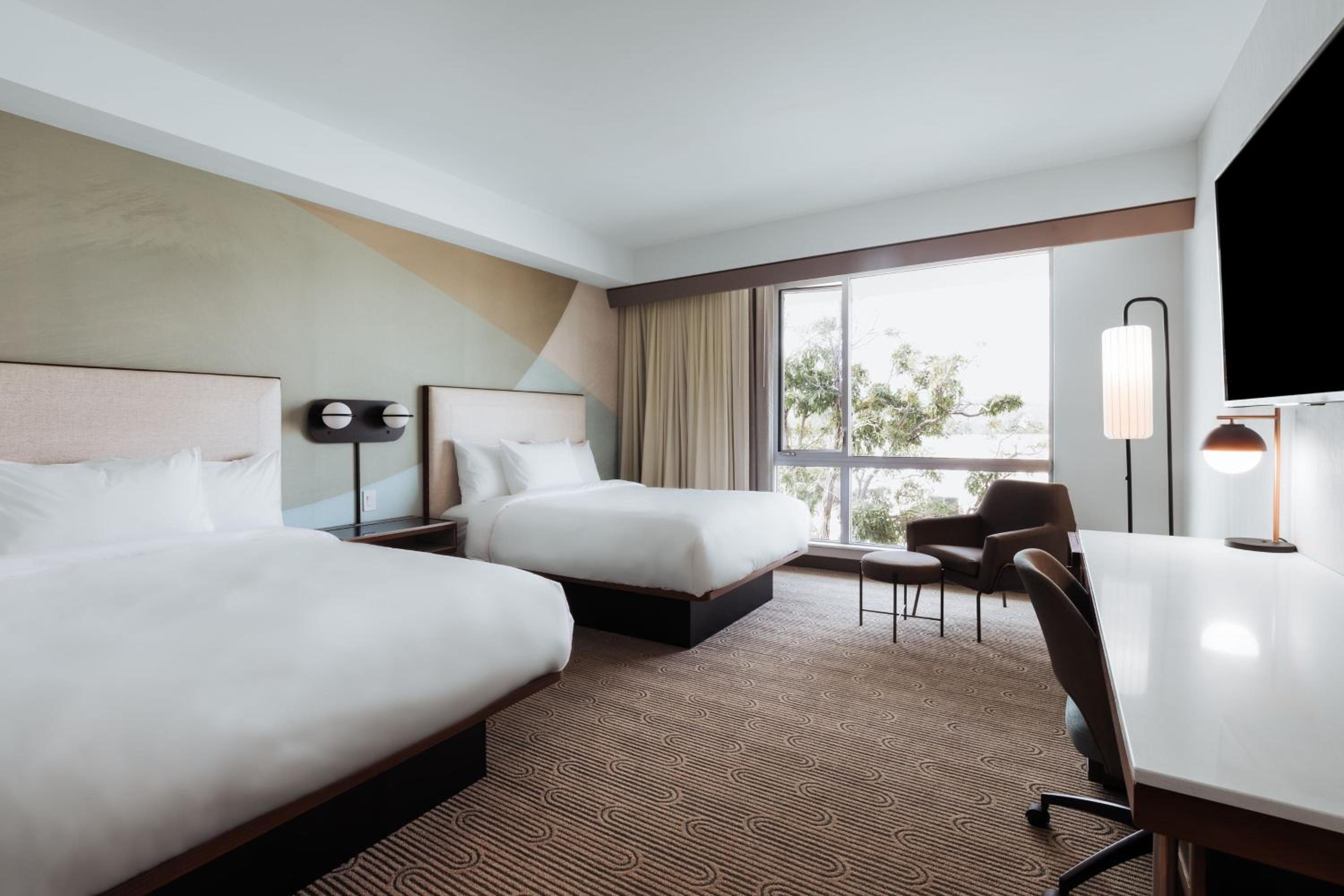 Queen Room with Two Queen Beds and City View - Photo 4