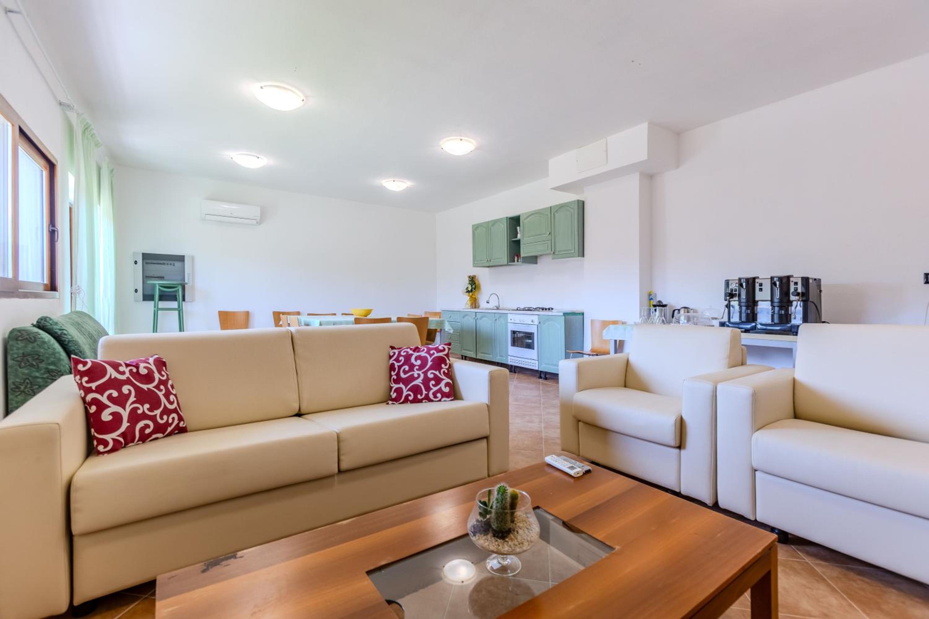 Triple Room