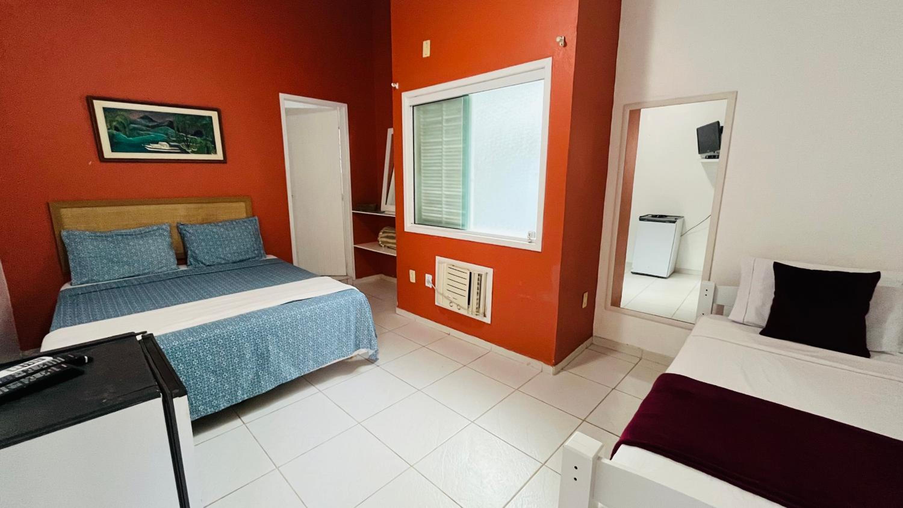 Economy Triple Room photo 1
