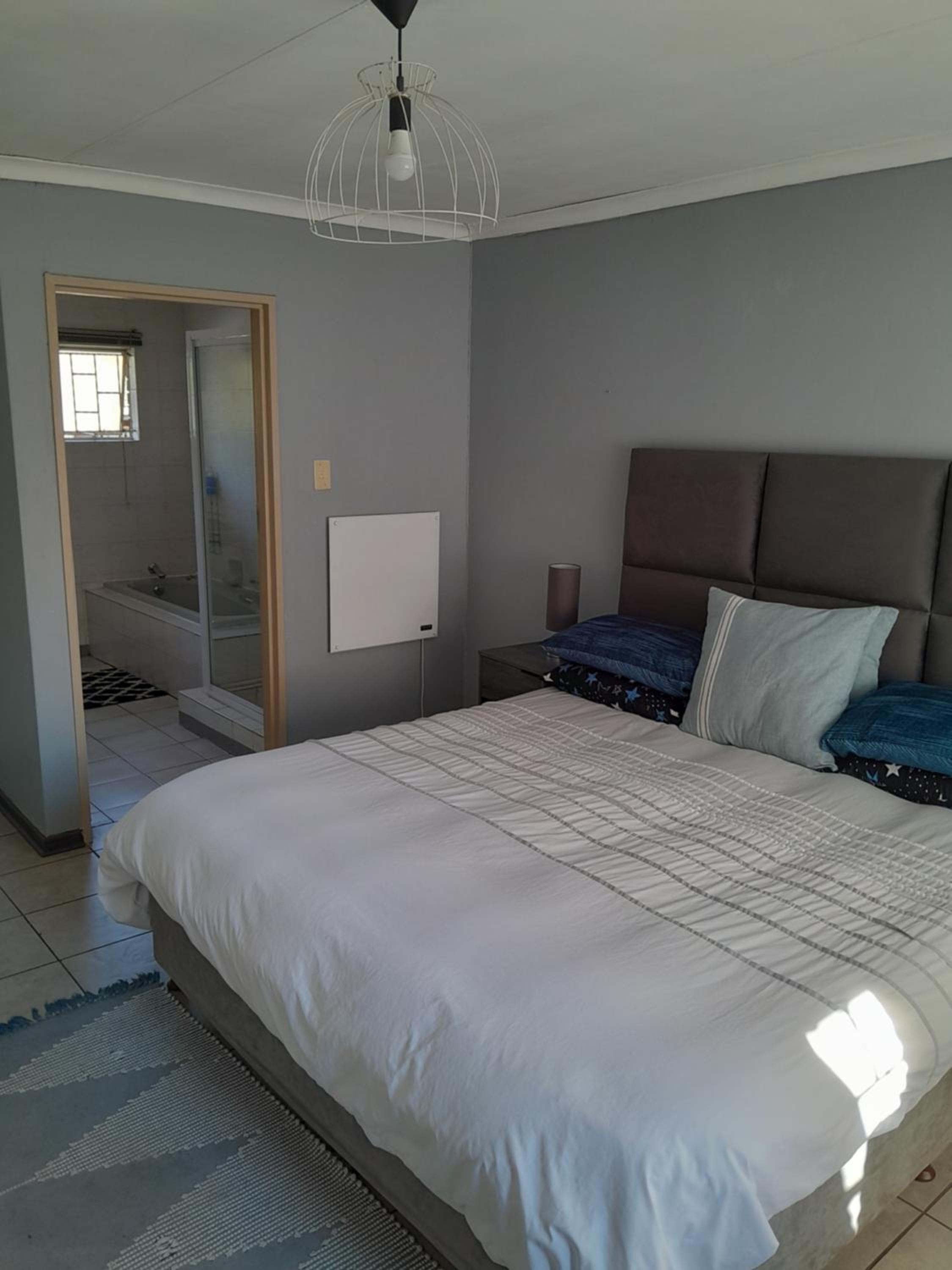 Apartment - Photo 13