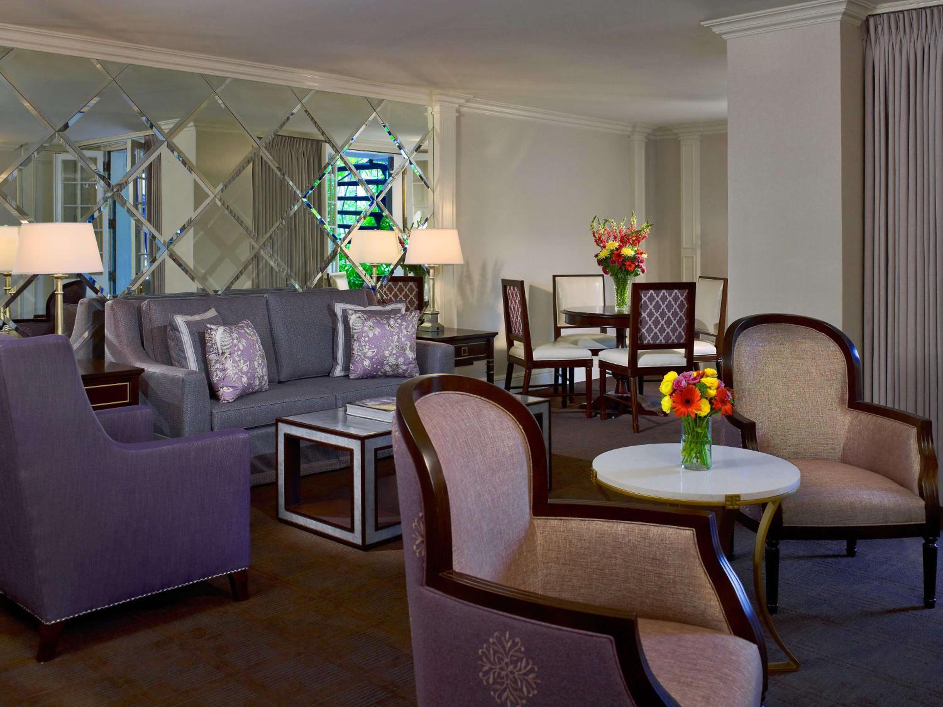 Senator Suite, Two Bedrooms (1 King, 2 Queens, ADA Tub), Shared Patio