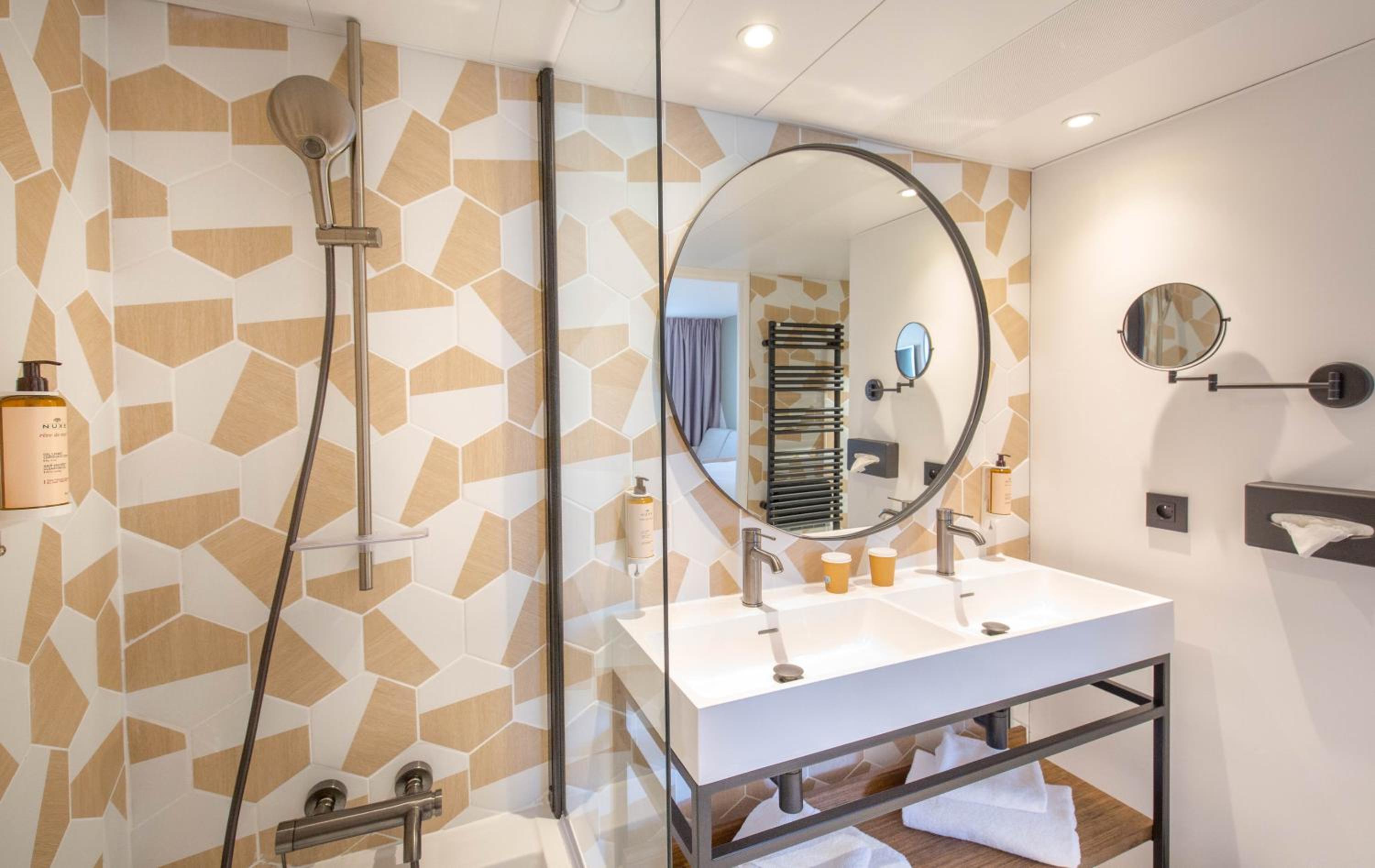 Superior Double Room - Photo 2