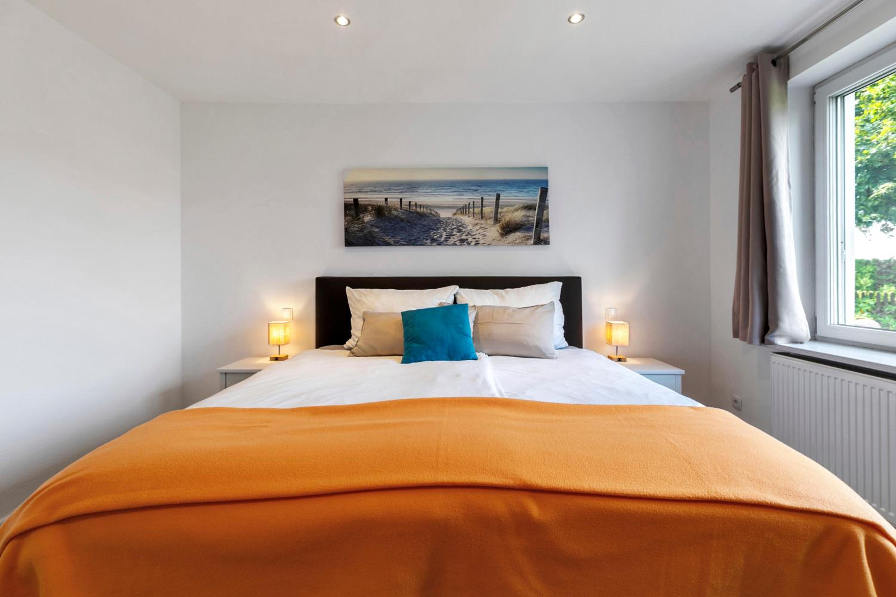 Two-Bedroom Deluxe Apartment with Garden View photo 3