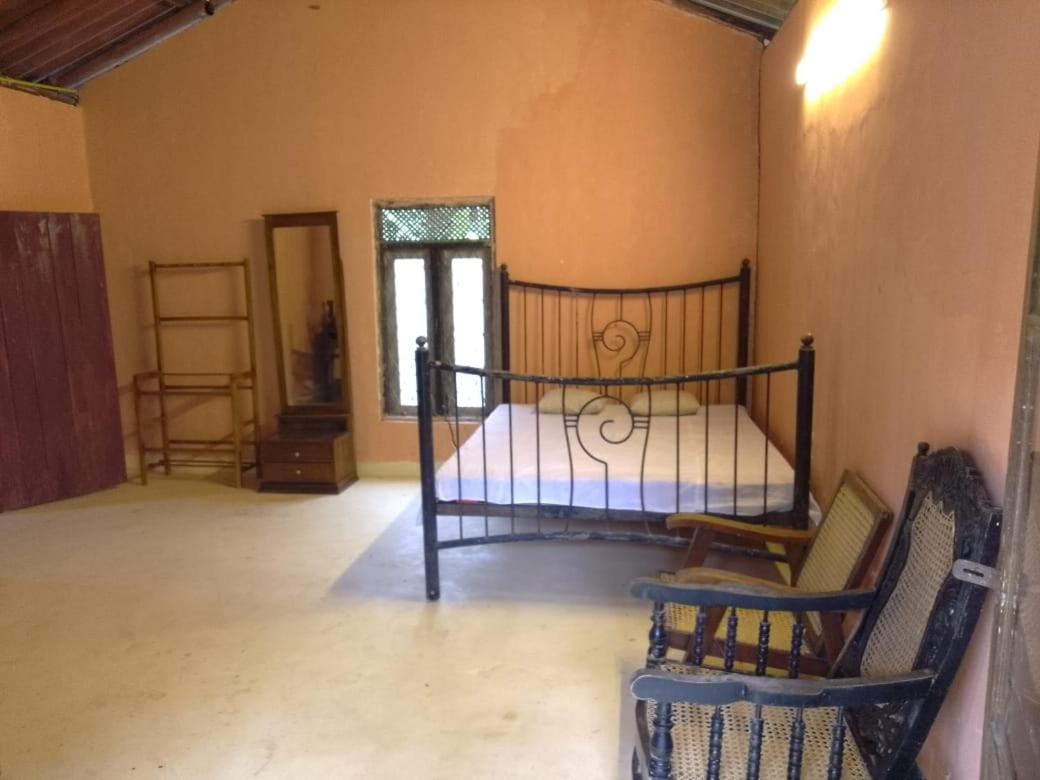 Deluxe Double Room with Balcony photo 3