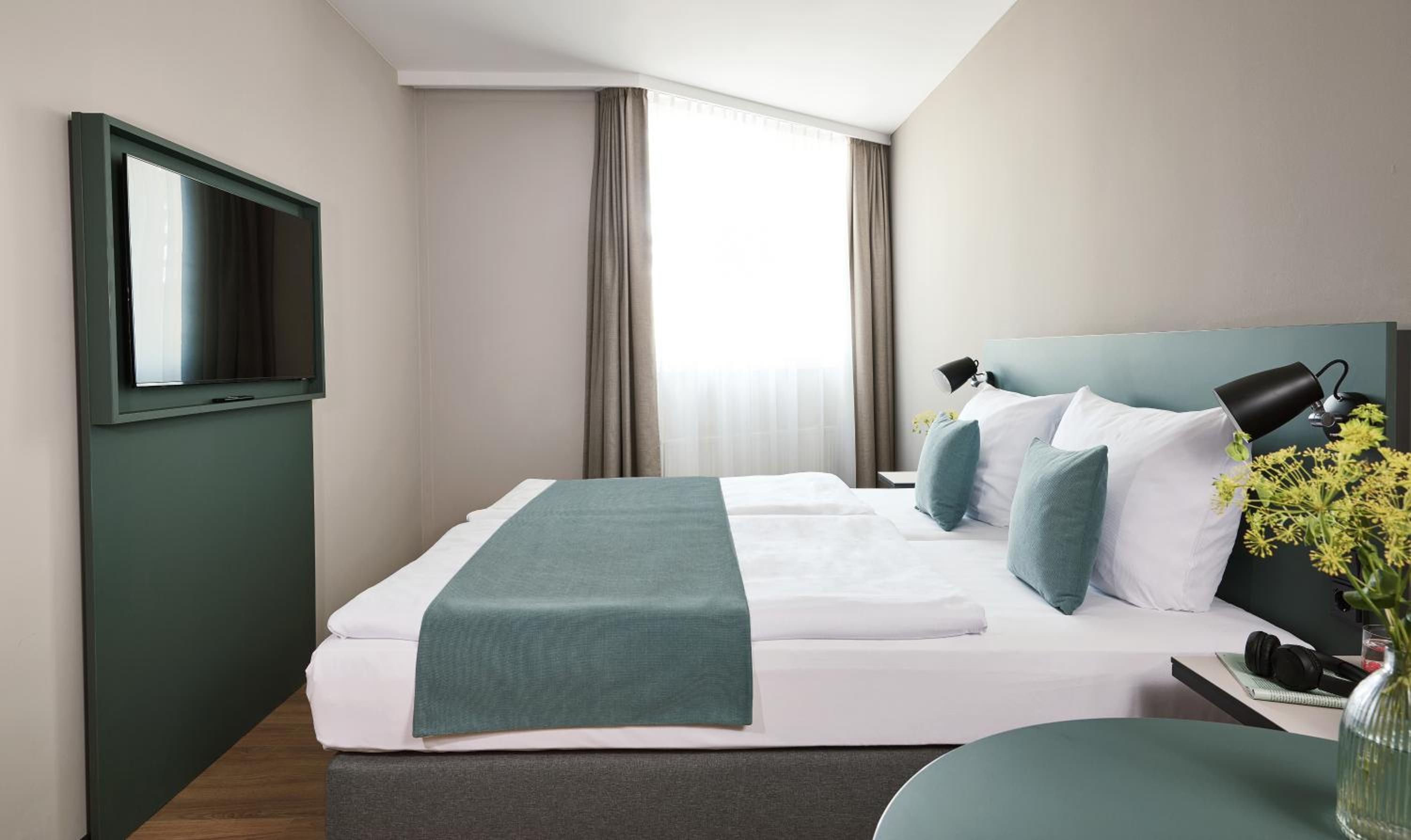 Deluxe Twin Room photo 2