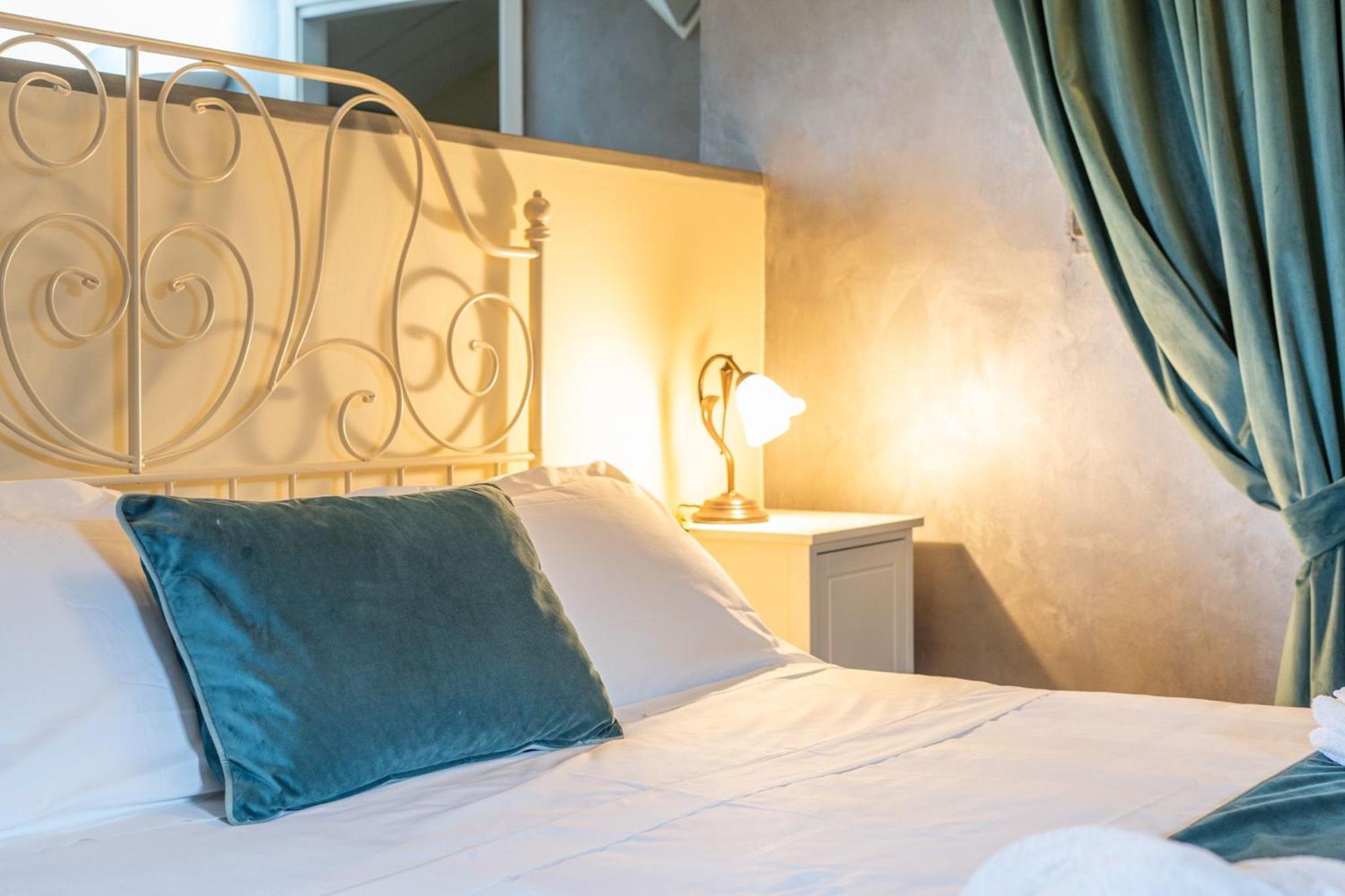 Suite - Photo 2