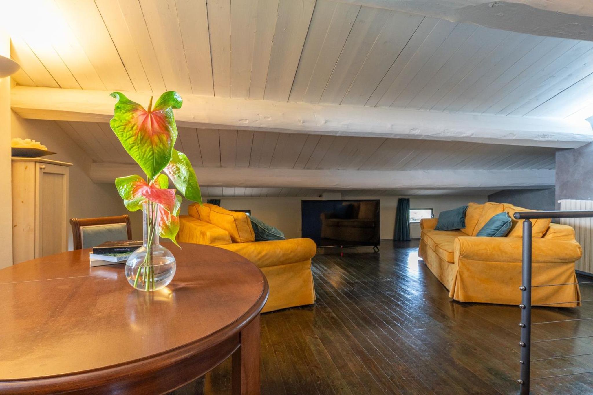 Suite - Photo 3