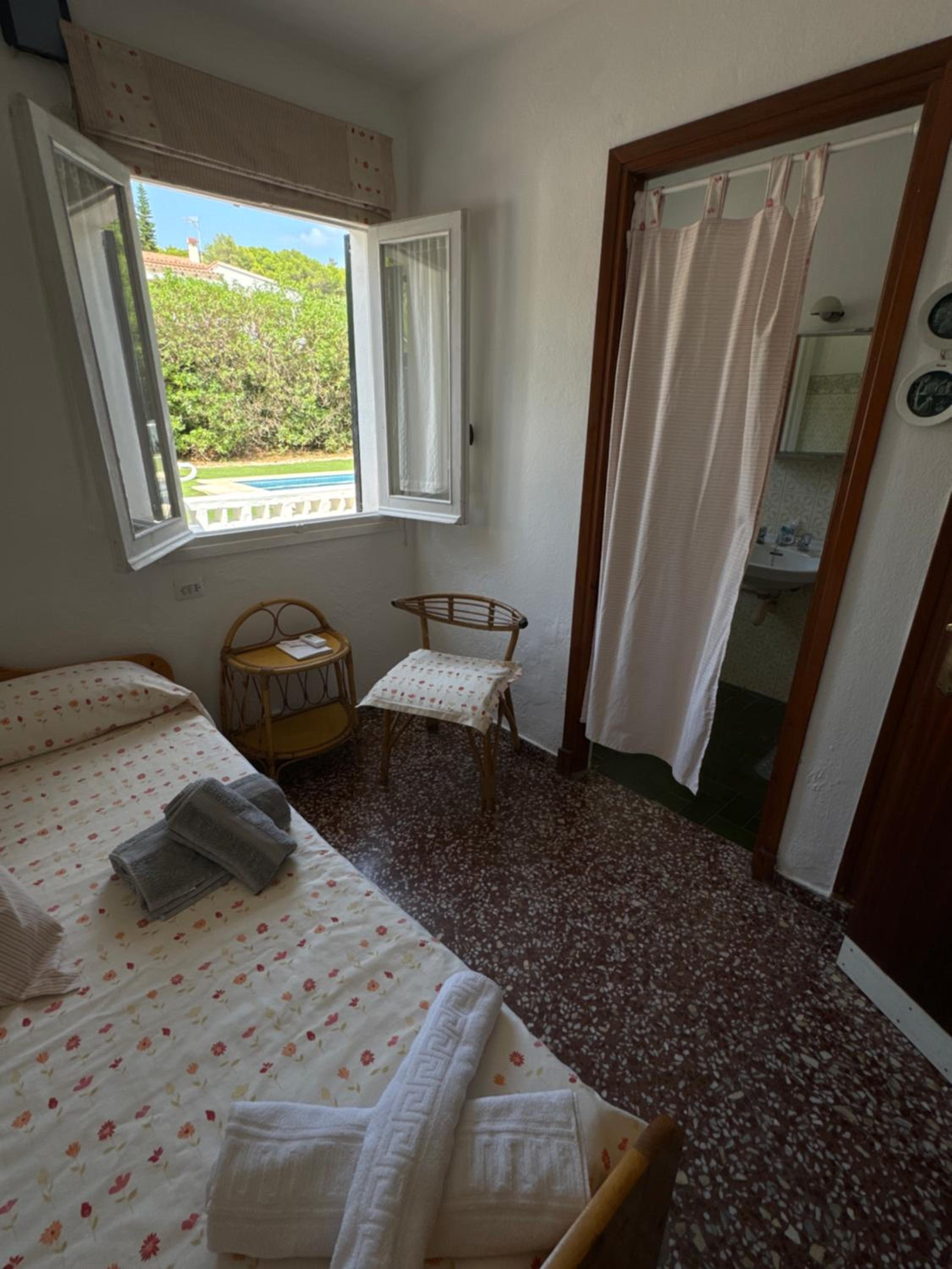Habitación Doble con Vista a la Piscina