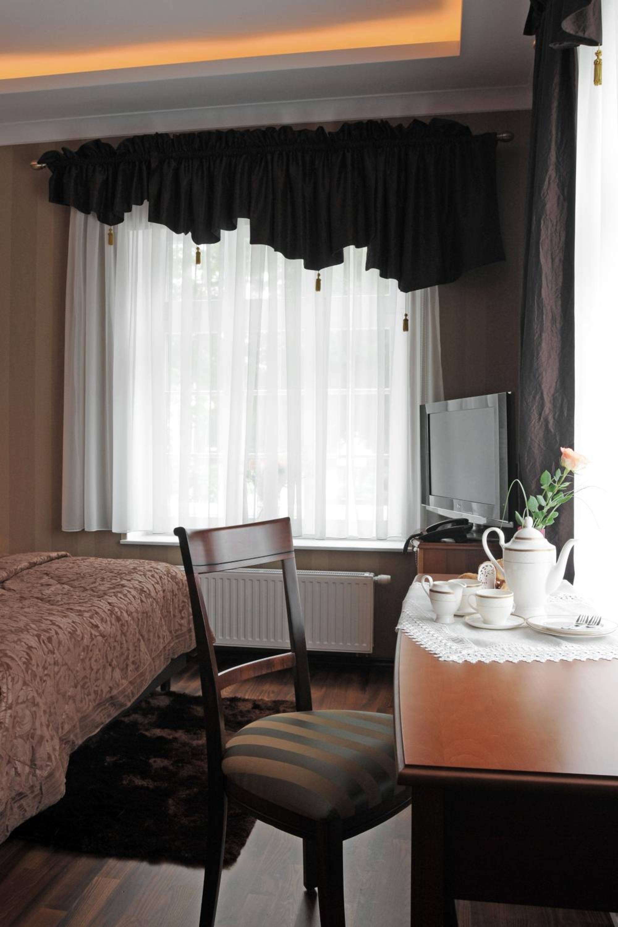 Deluxe Double or Twin Room - Photo 1