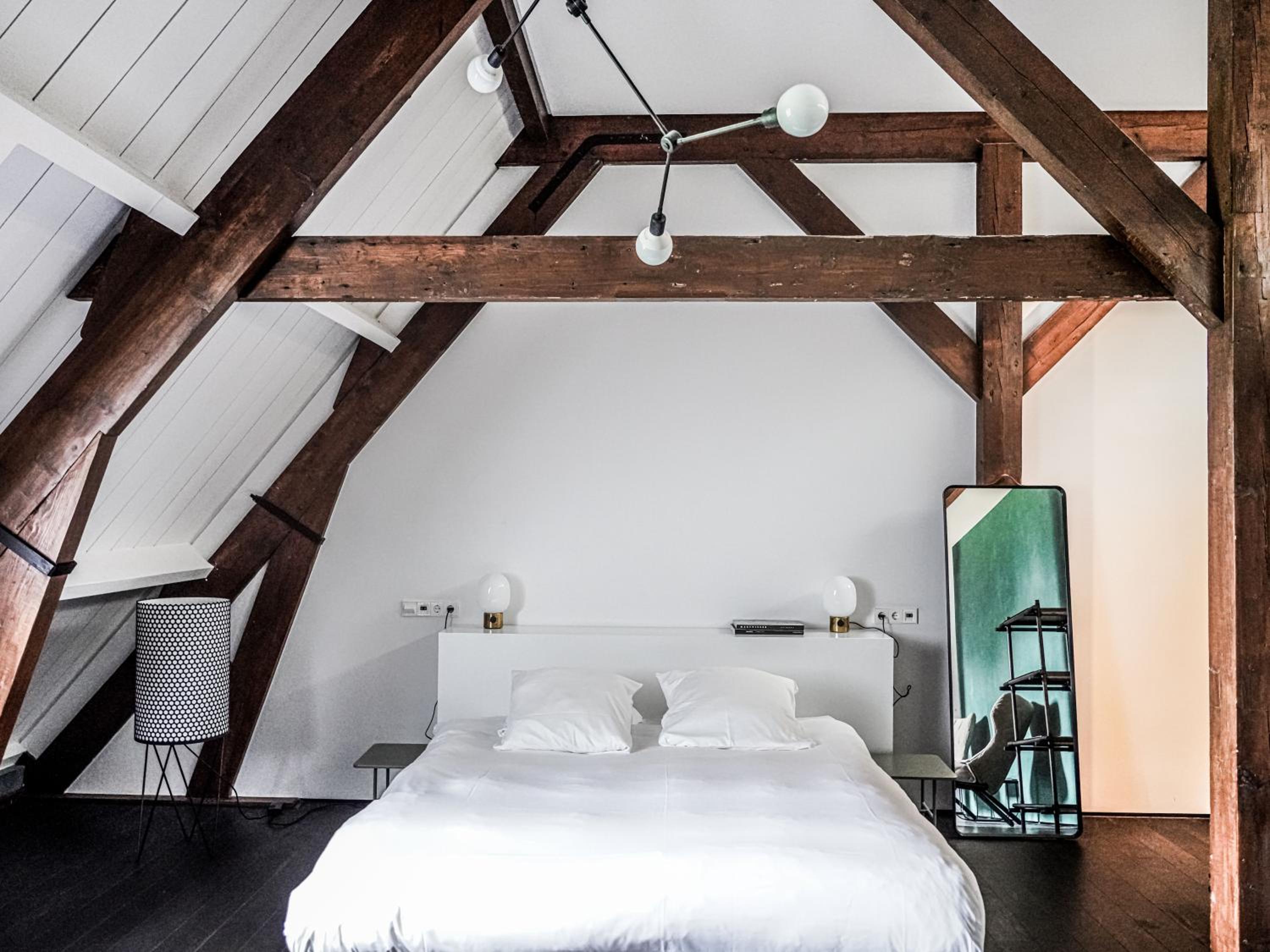 Coach House Room