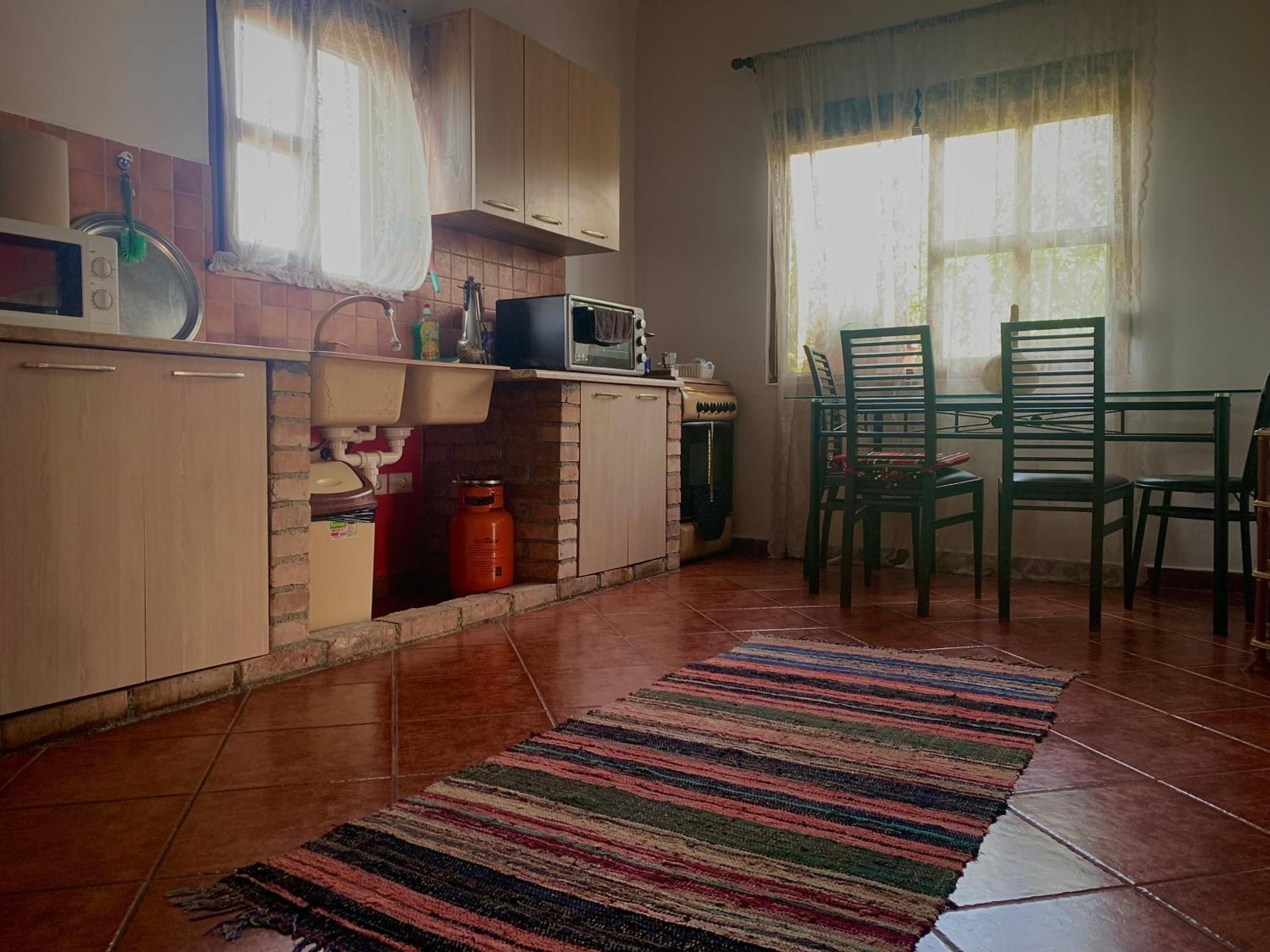 Villa photo 2