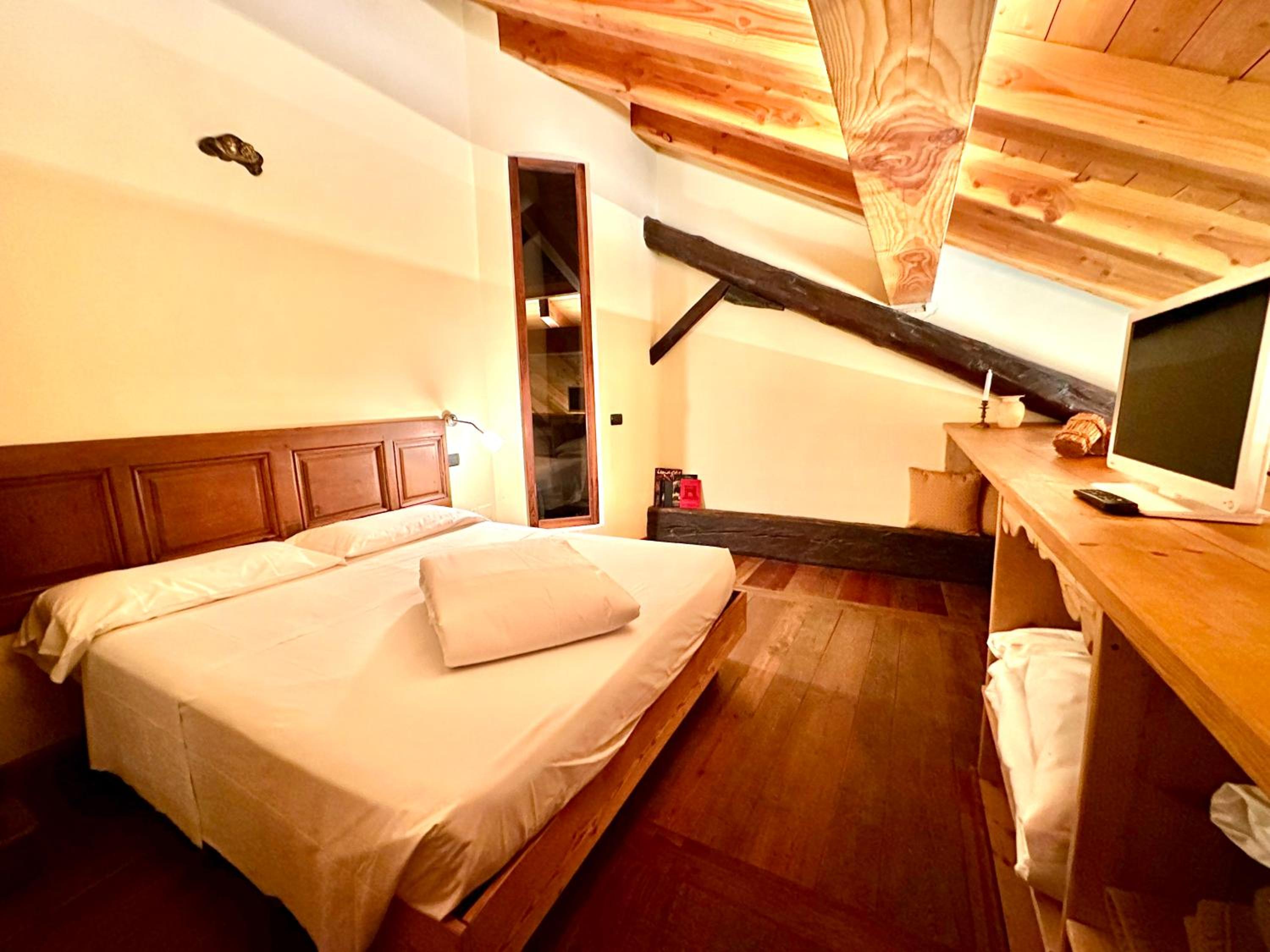Maisonette photo 1