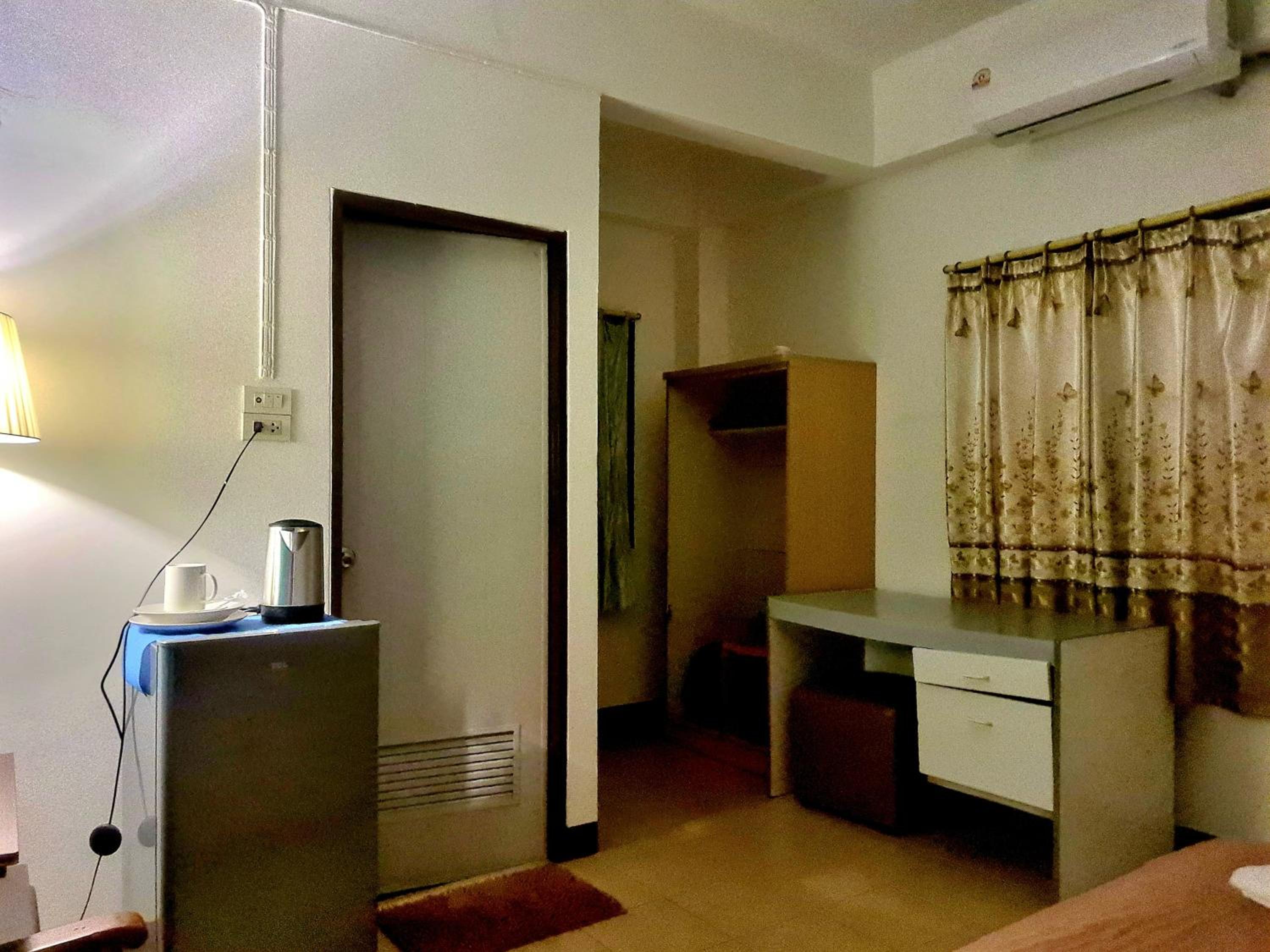 Single Room photo 3