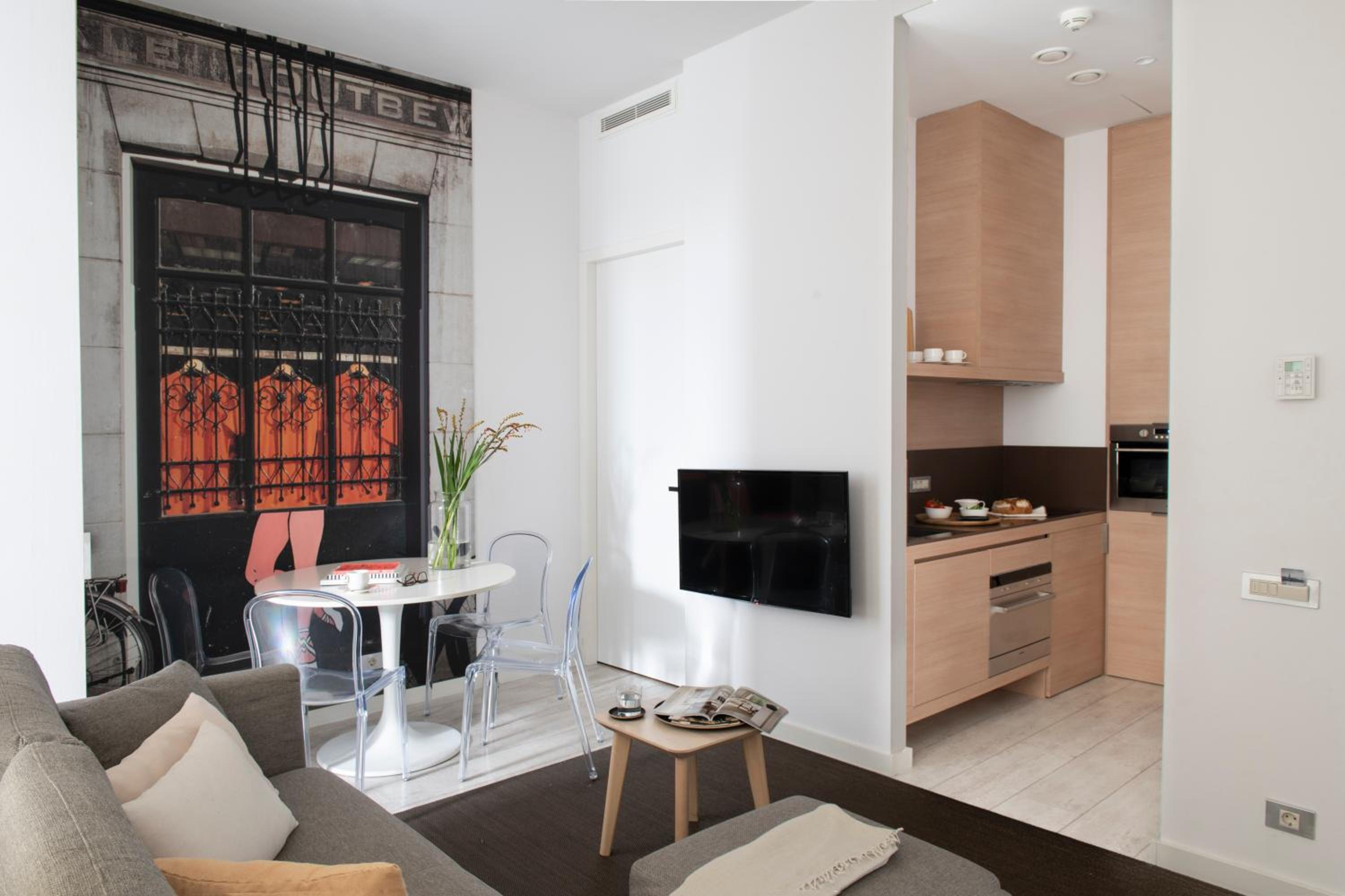 Apartment - Ground Floor photo 2