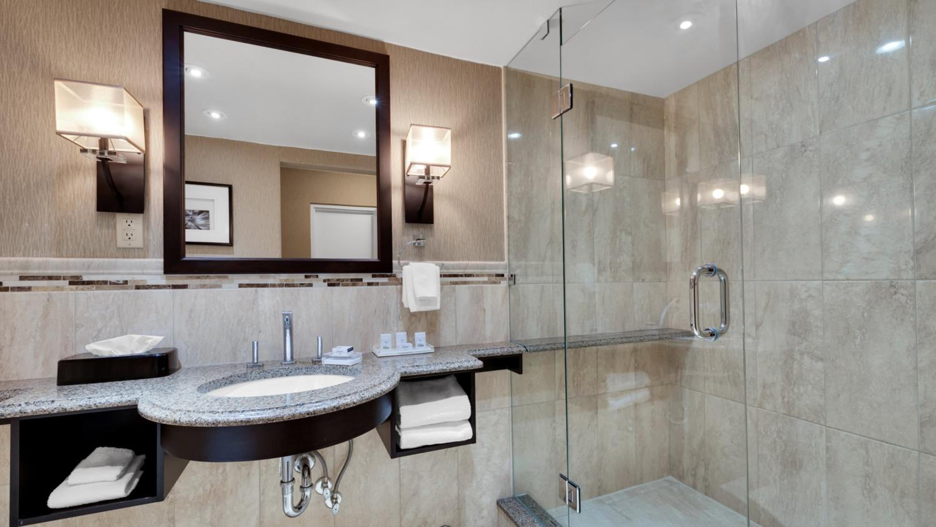 King Suite photo 2