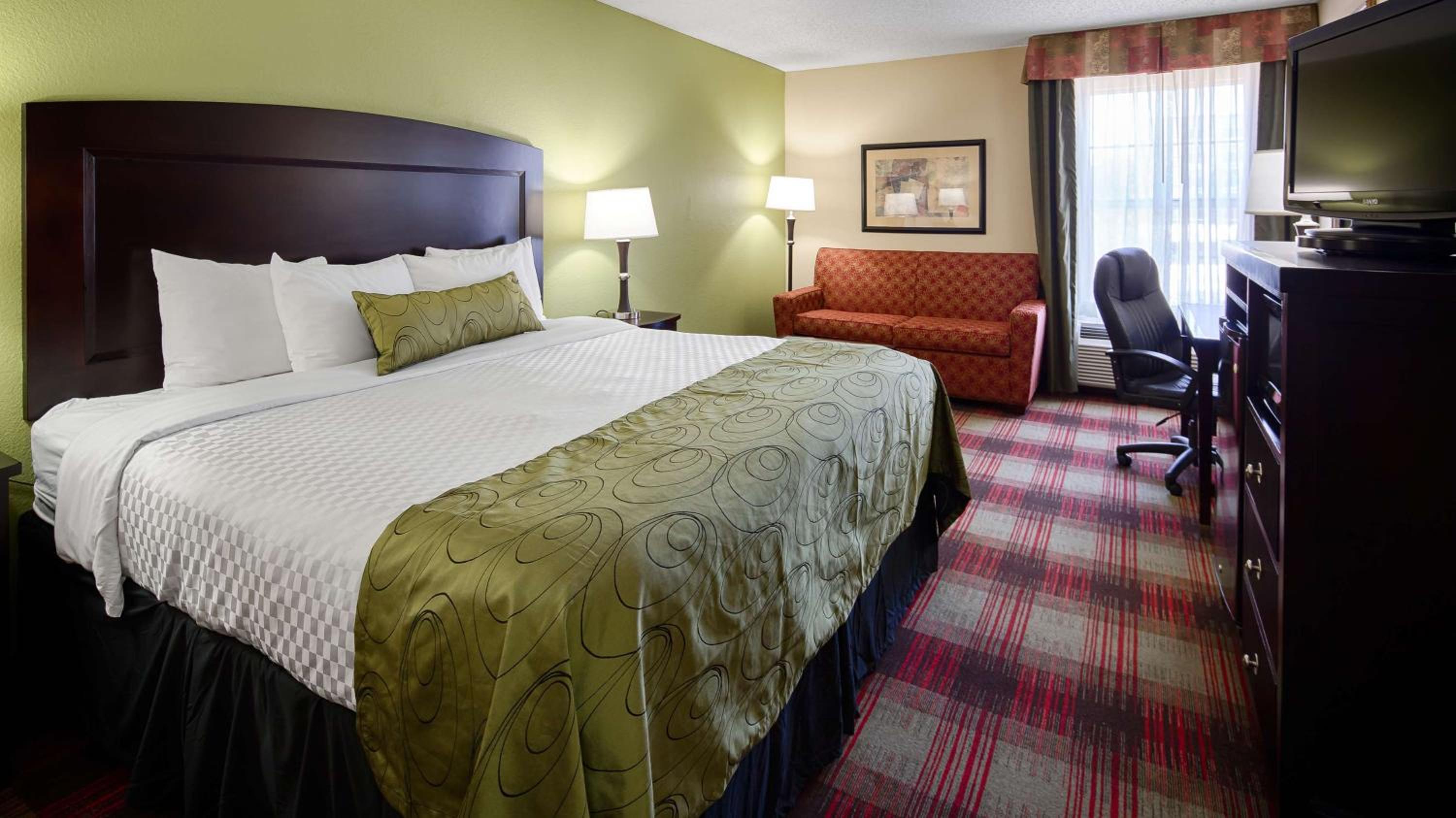 Executive King Suite - Photo 1