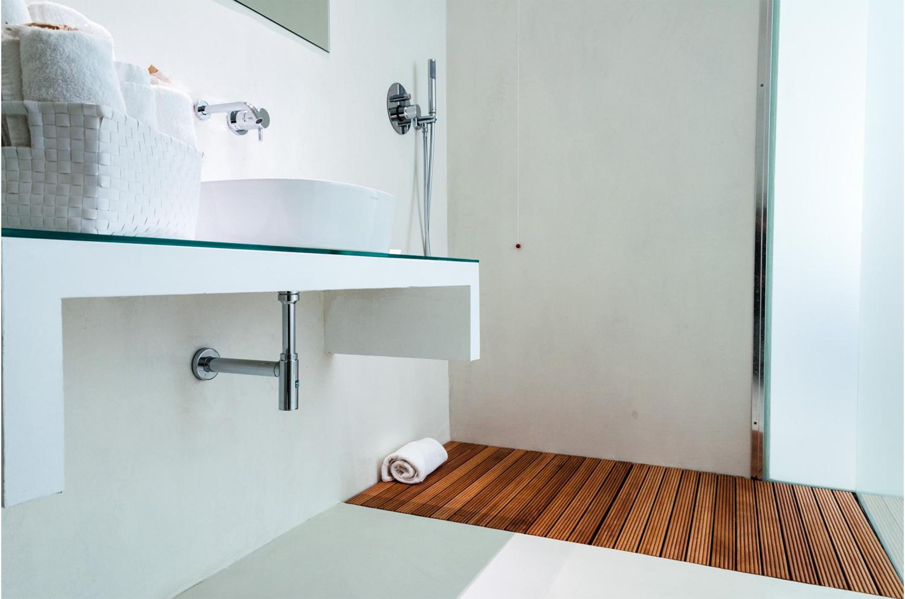 Small Double Room - Photo 3