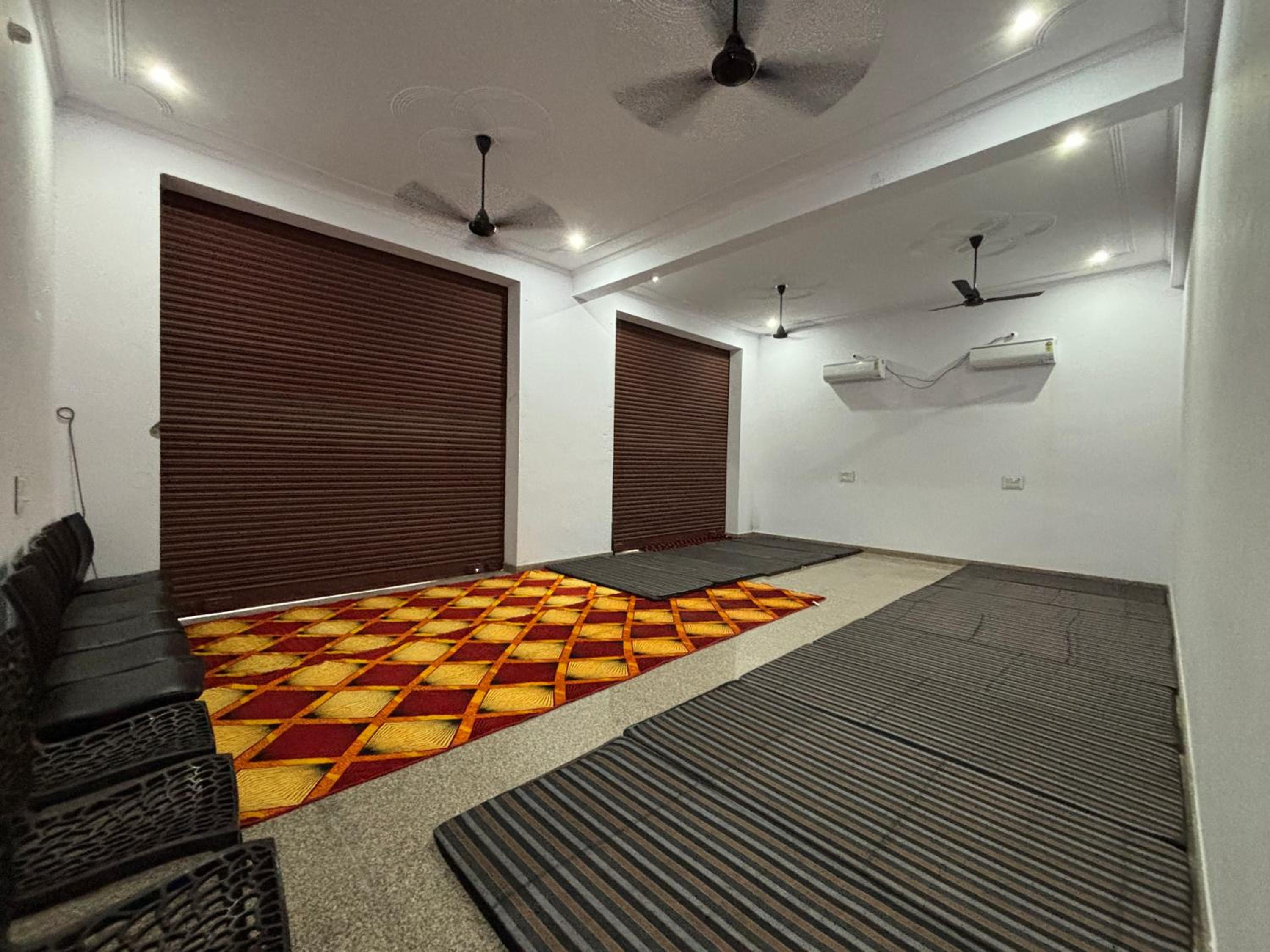 Large Single Room