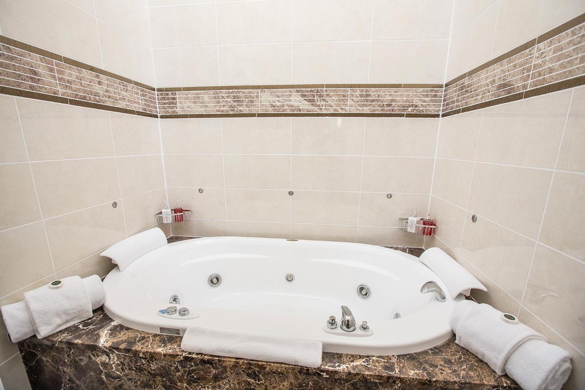 The Tower suite photo 3