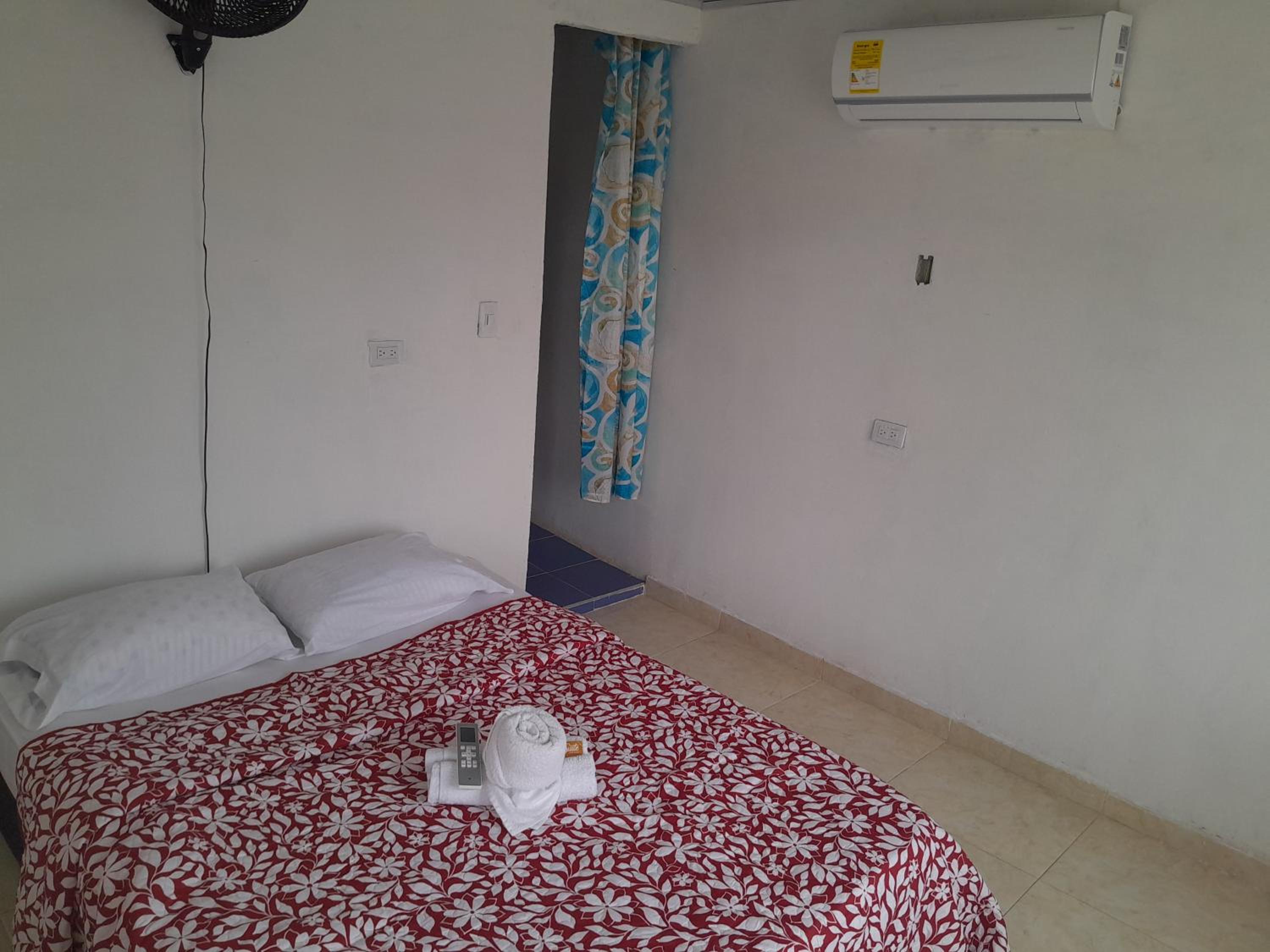 Standard Double Room with Fan photo 1