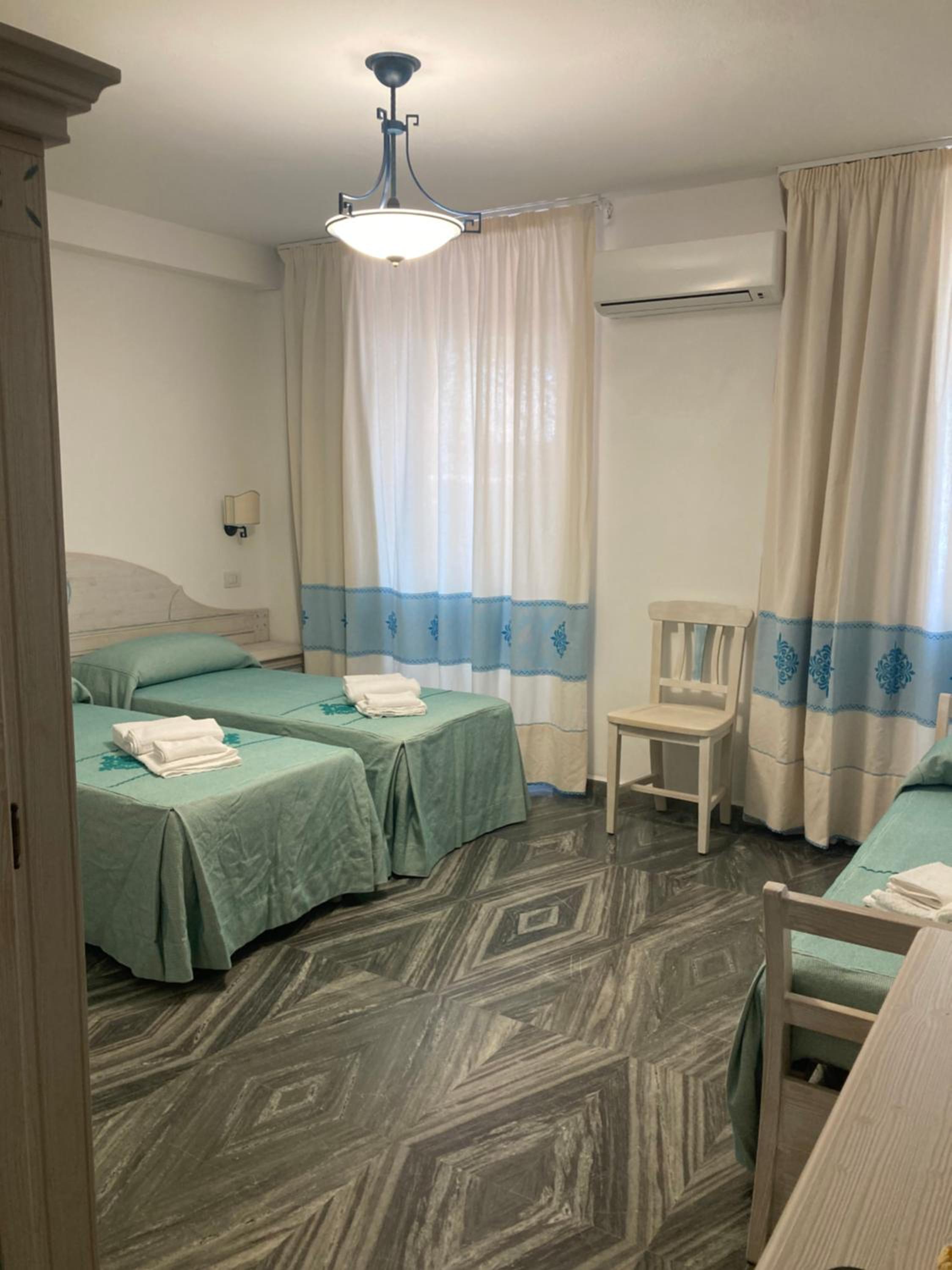 Triple Room photo 1