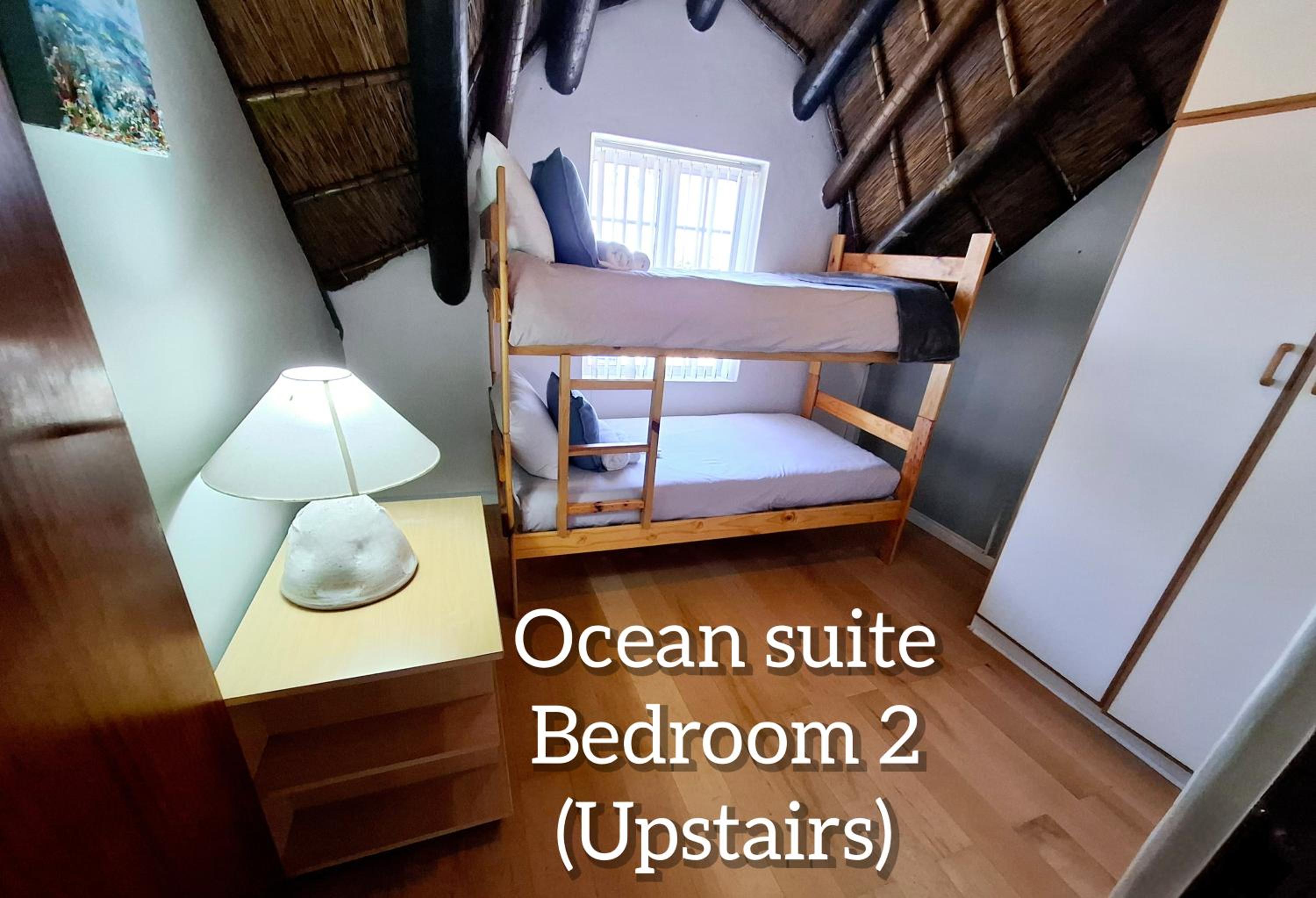 Three-Bedroom Townhouse - Photo 4