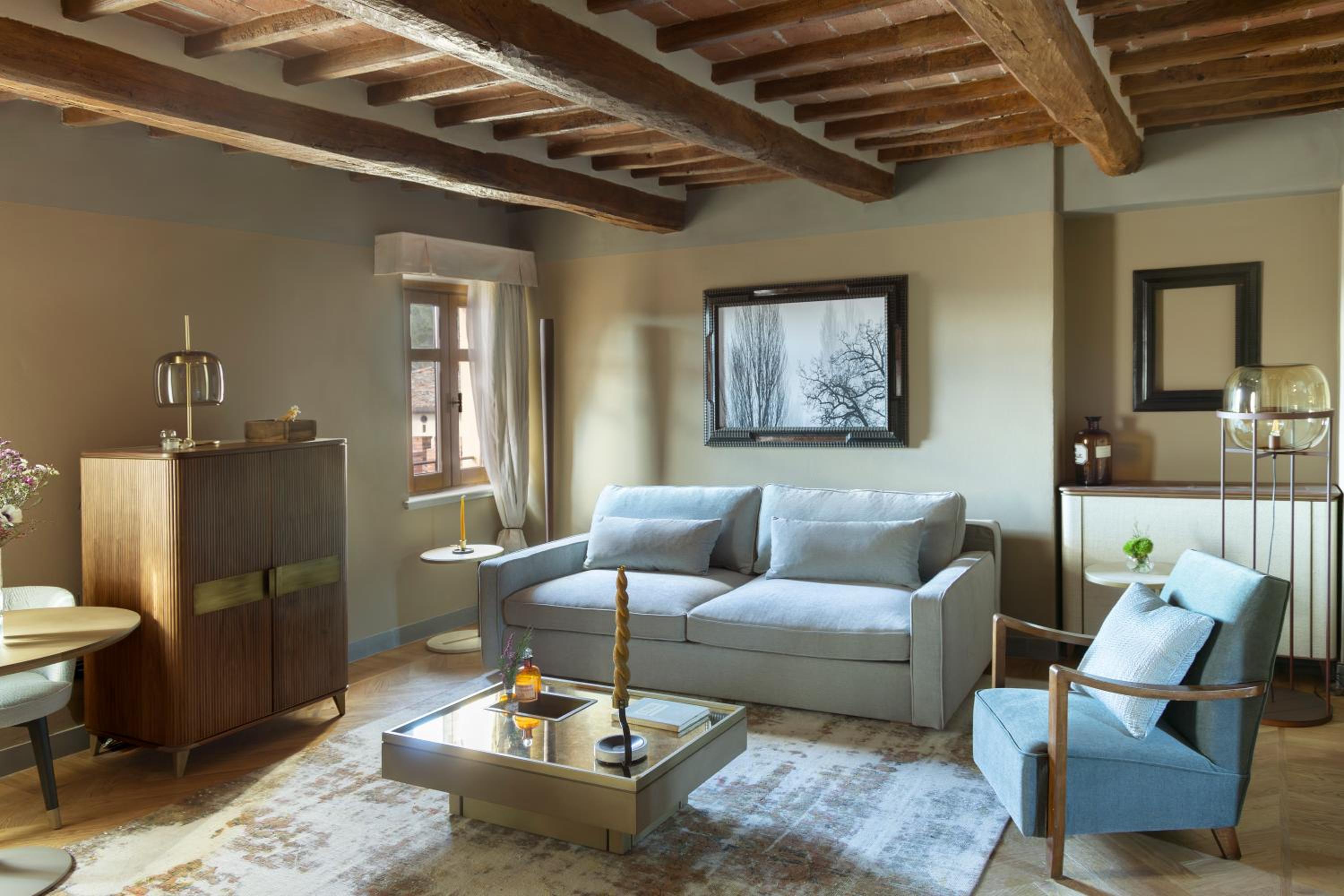 Suite - Photo 4
