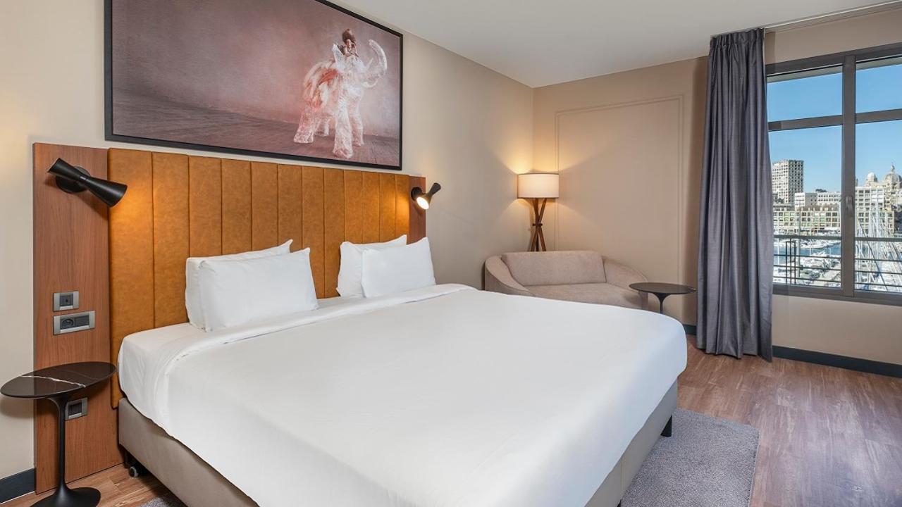 Premium Room with Port View - Photo 2